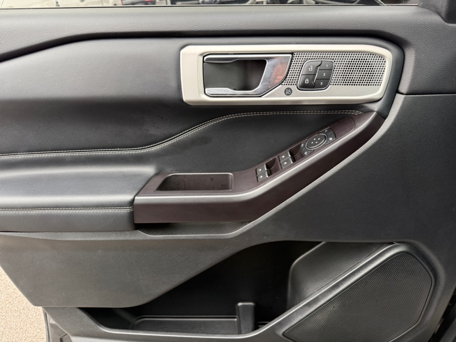 2020 Ford Explorer Limited, 39062A, Photo