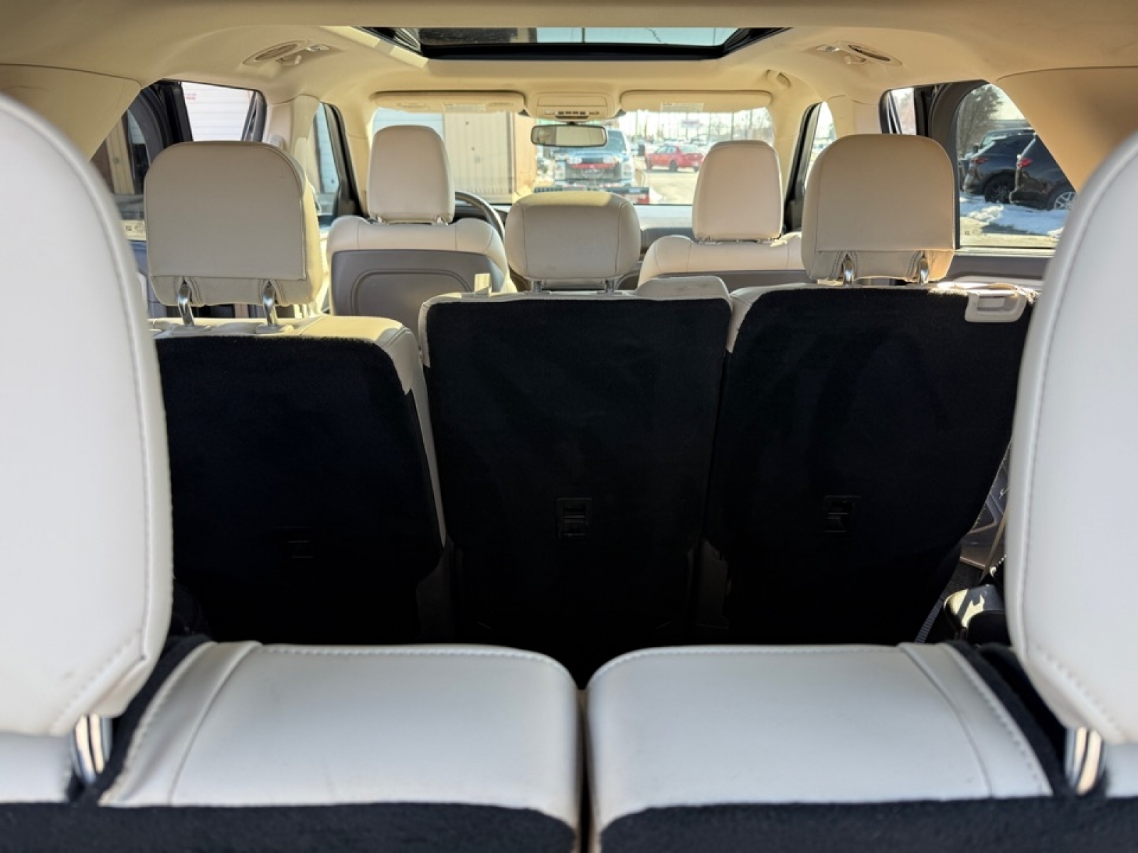 2020 Ford Explorer Platinum, 39528, Photo