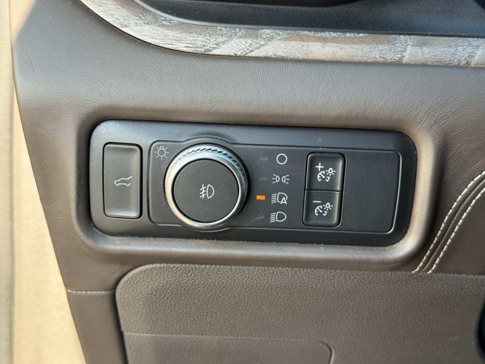 2020 Ford Explorer Platinum, 39528, Photo