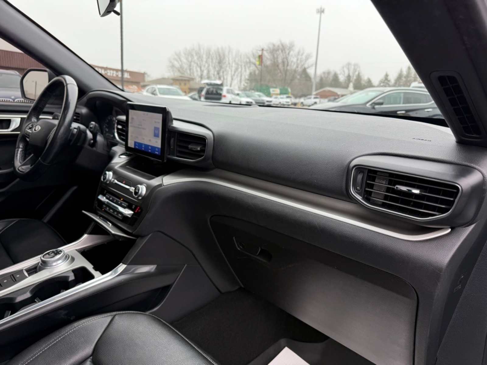 2020 Ford Explorer XLT, 39551, Photo