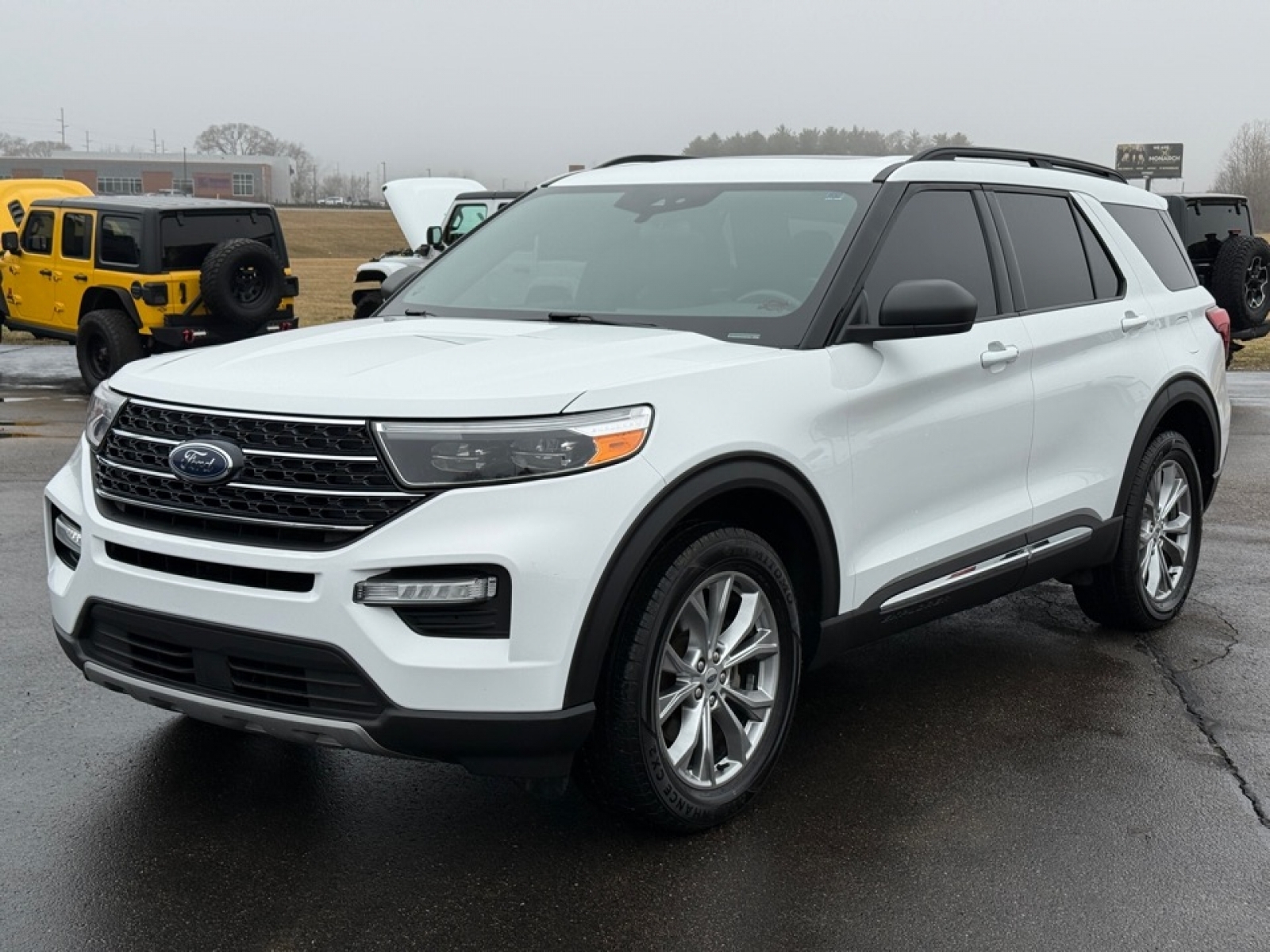 2020 Ford Explorer XLT, 39551, Photo