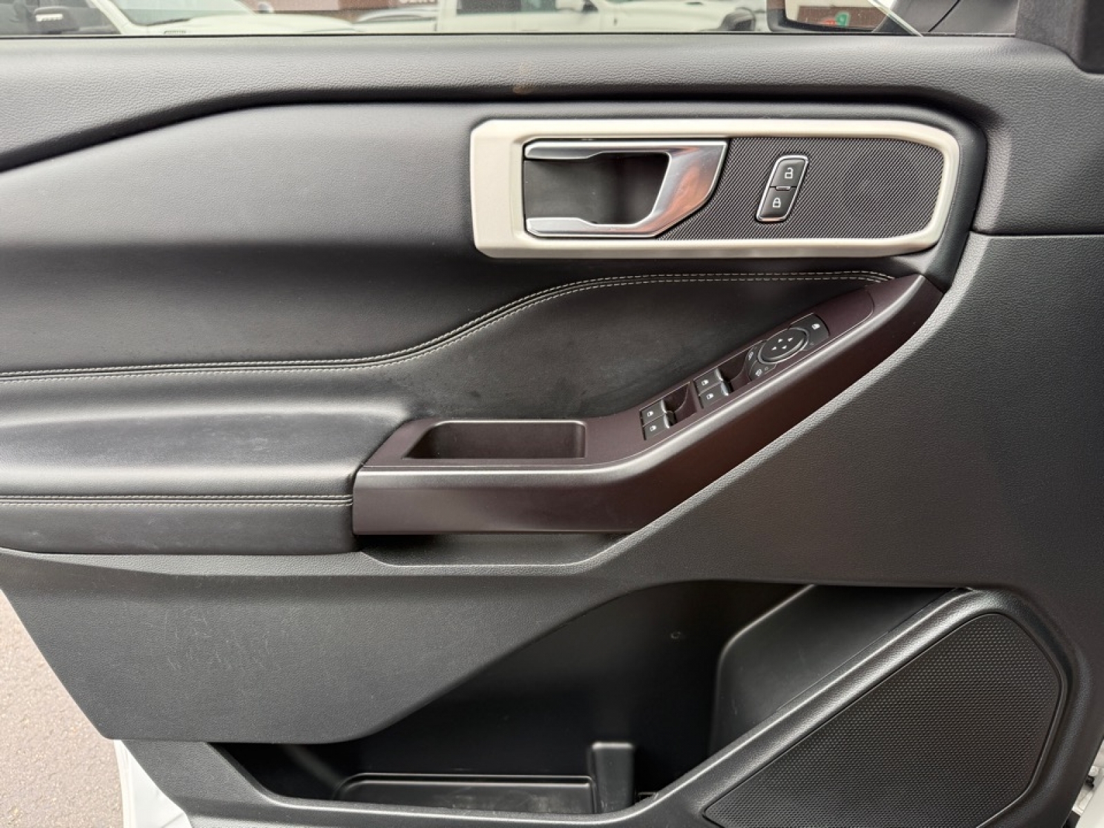 2020 Ford Explorer XLT, 39551, Photo