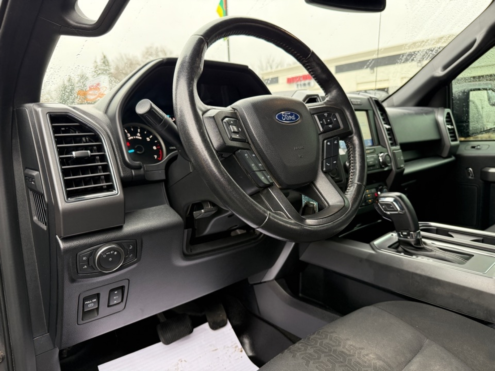 2020 Ford F-150 XLT, 39029, Photo