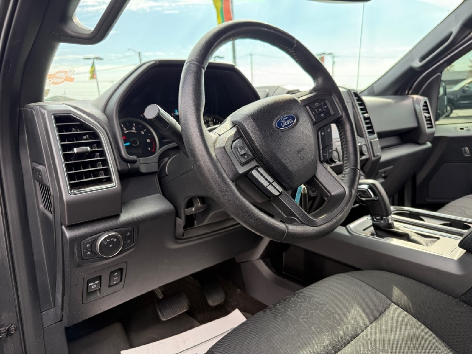 2020 Ford F-150 XLT, 39153, Photo
