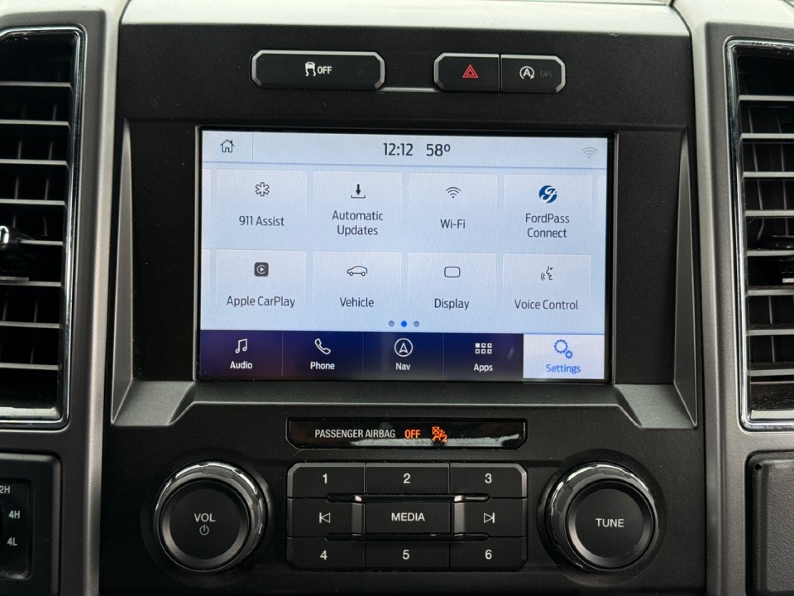 2020 Ford F-150 XLT, 39153, Photo