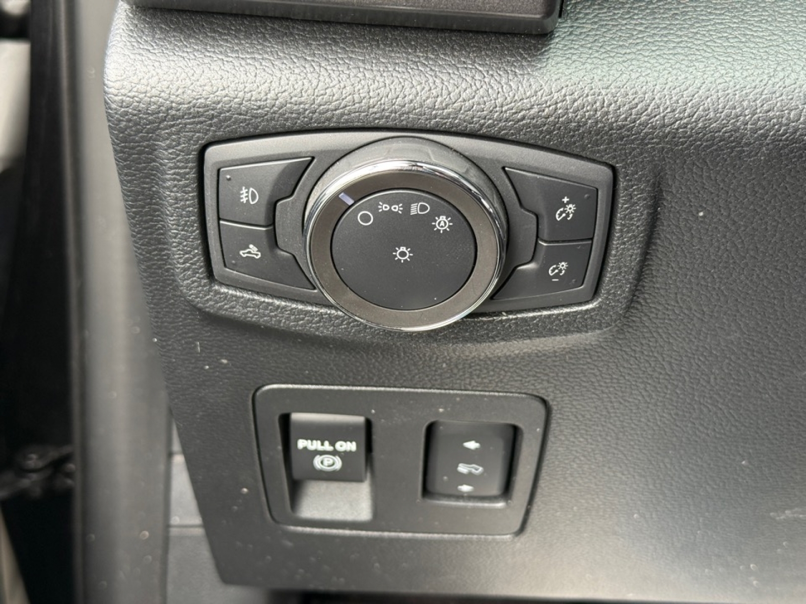 2020 Ford F-150 XLT, 39153, Photo