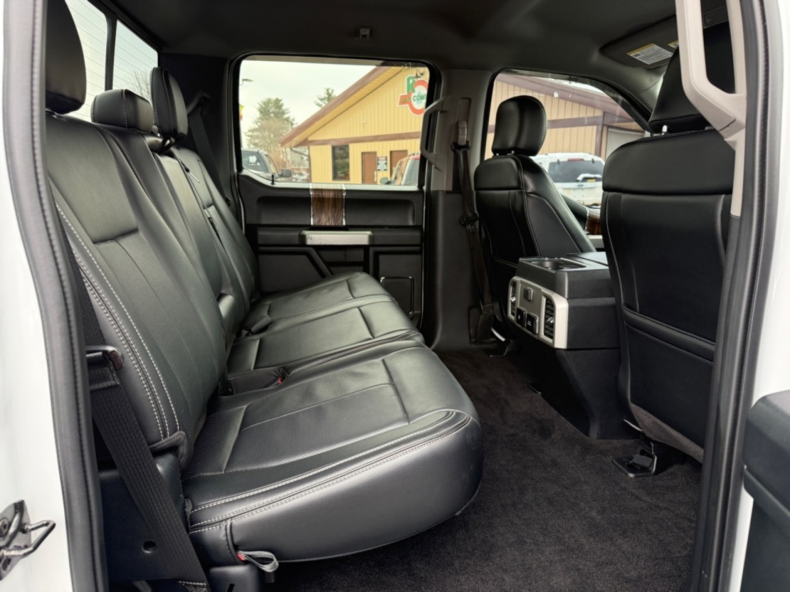 2020 Ford F-150 LARIAT, 39506, Photo