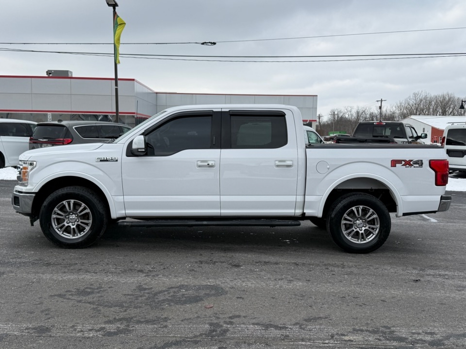 2020 Ford F-150 LARIAT, 39506, Photo
