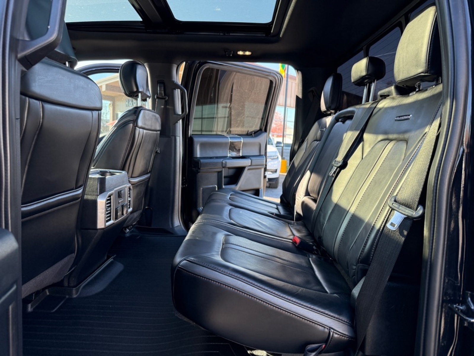 2020 Ford F-250 Platinum, 39139, Photo