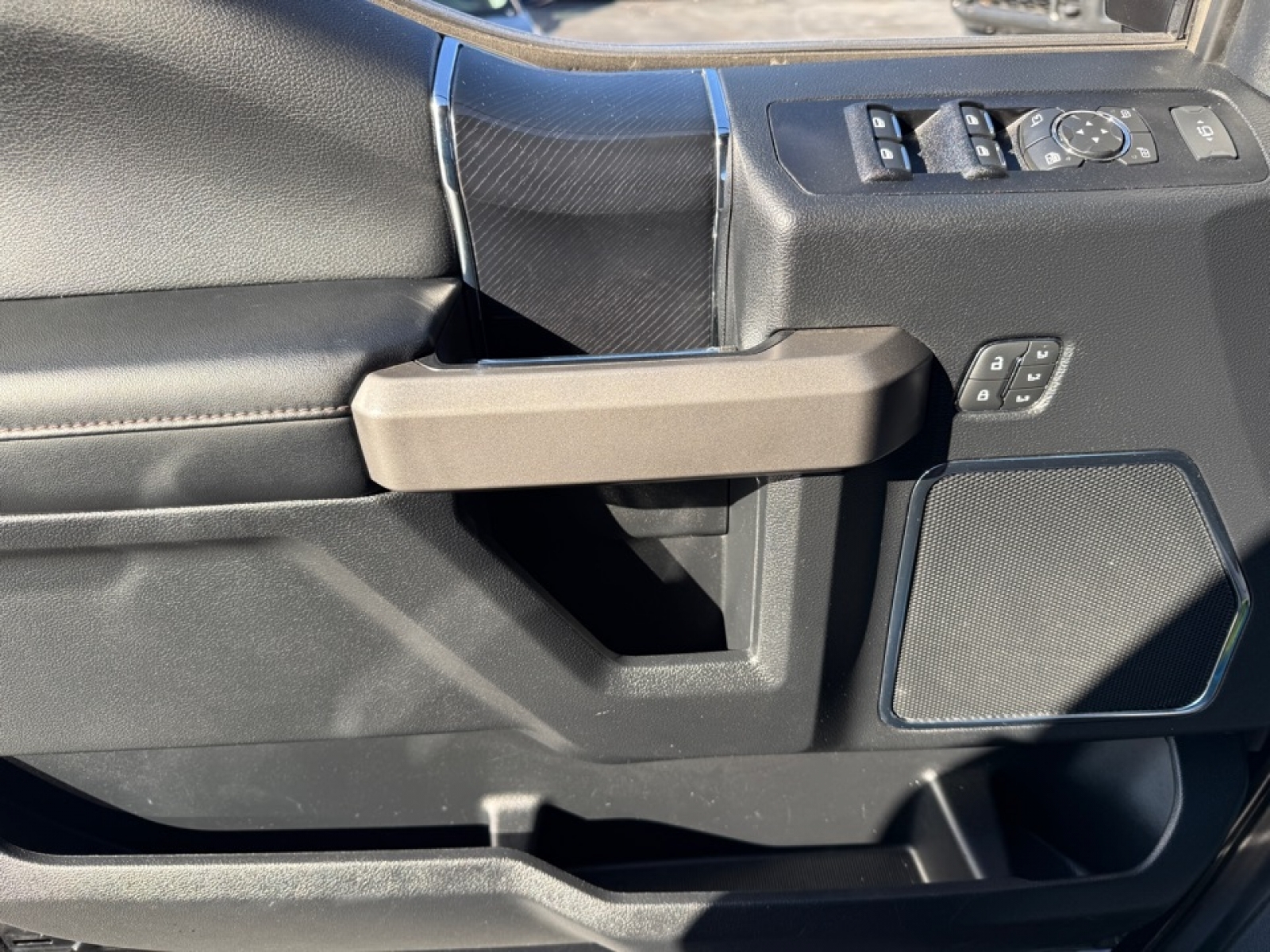 2020 Ford F-250 Platinum, 39139, Photo