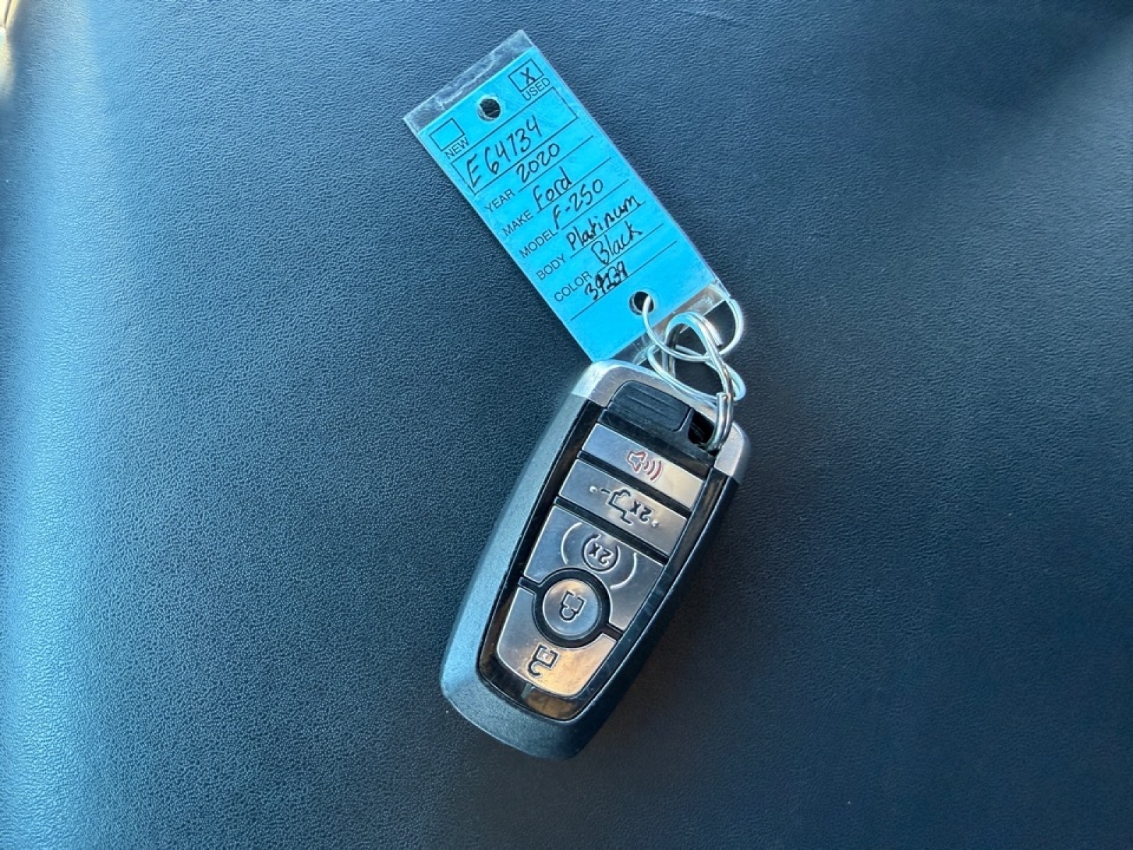 2020 Ford F-250 Platinum, 39139, Photo