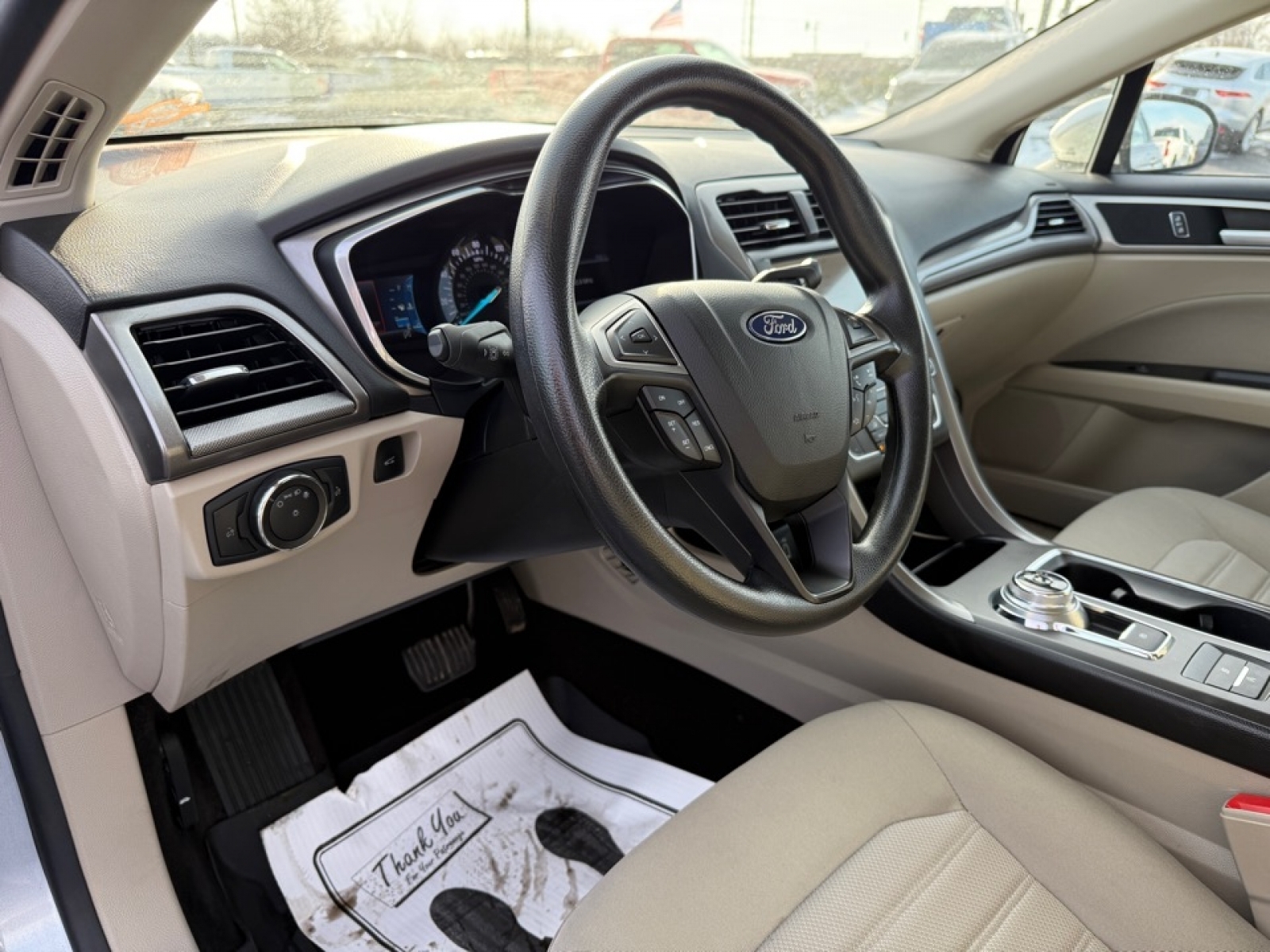 2020 Ford Fusion SE, 39253, Photo