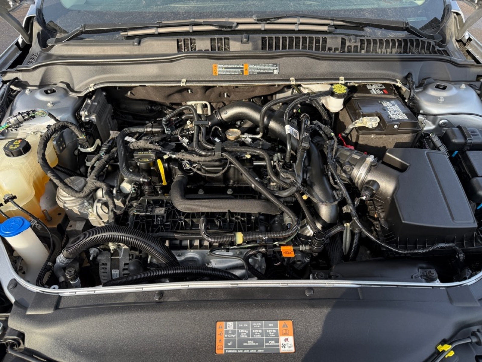 2020 Ford Fusion SE, 39253, Photo