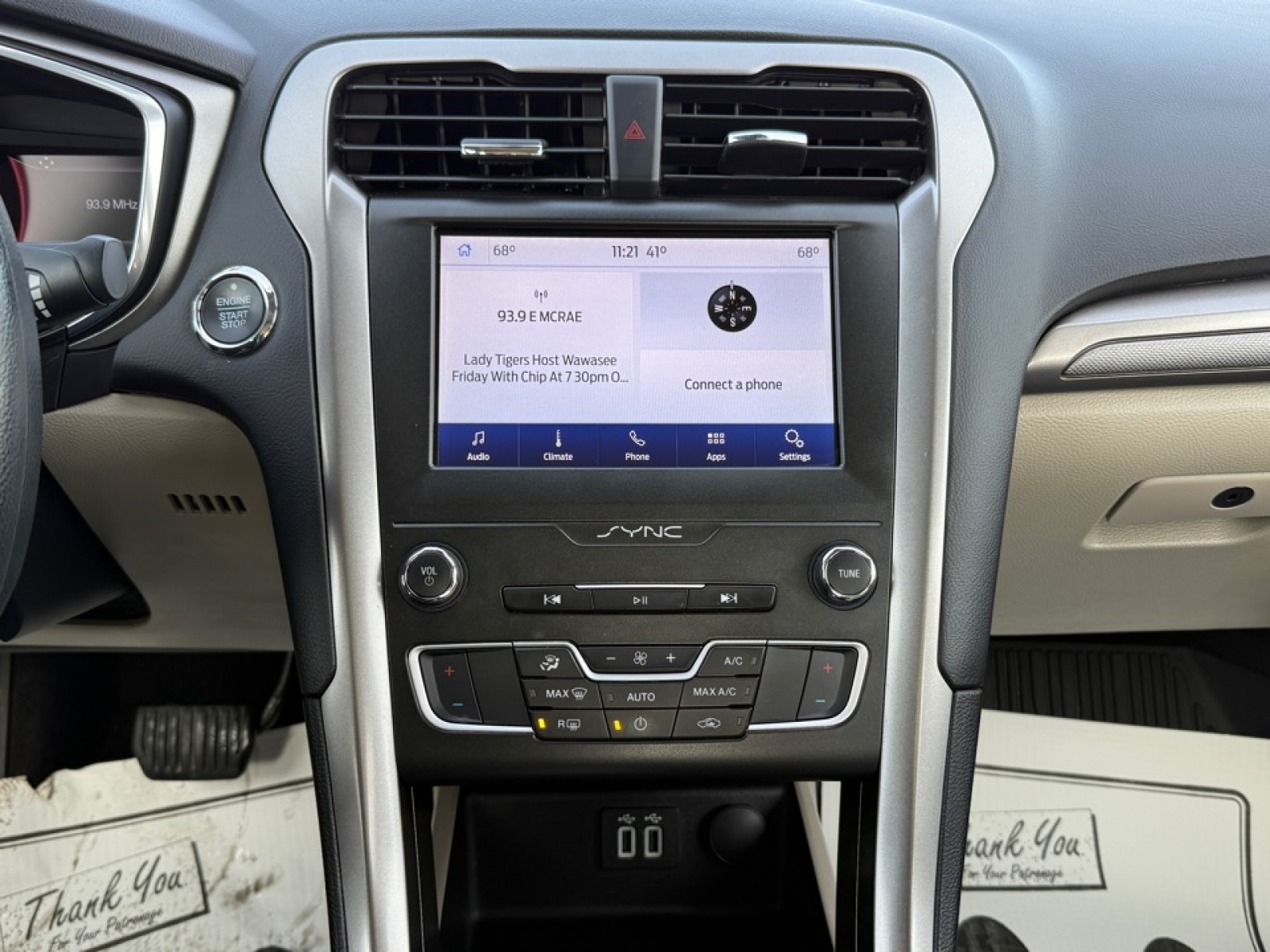 2020 Ford Fusion SE, 39253, Photo