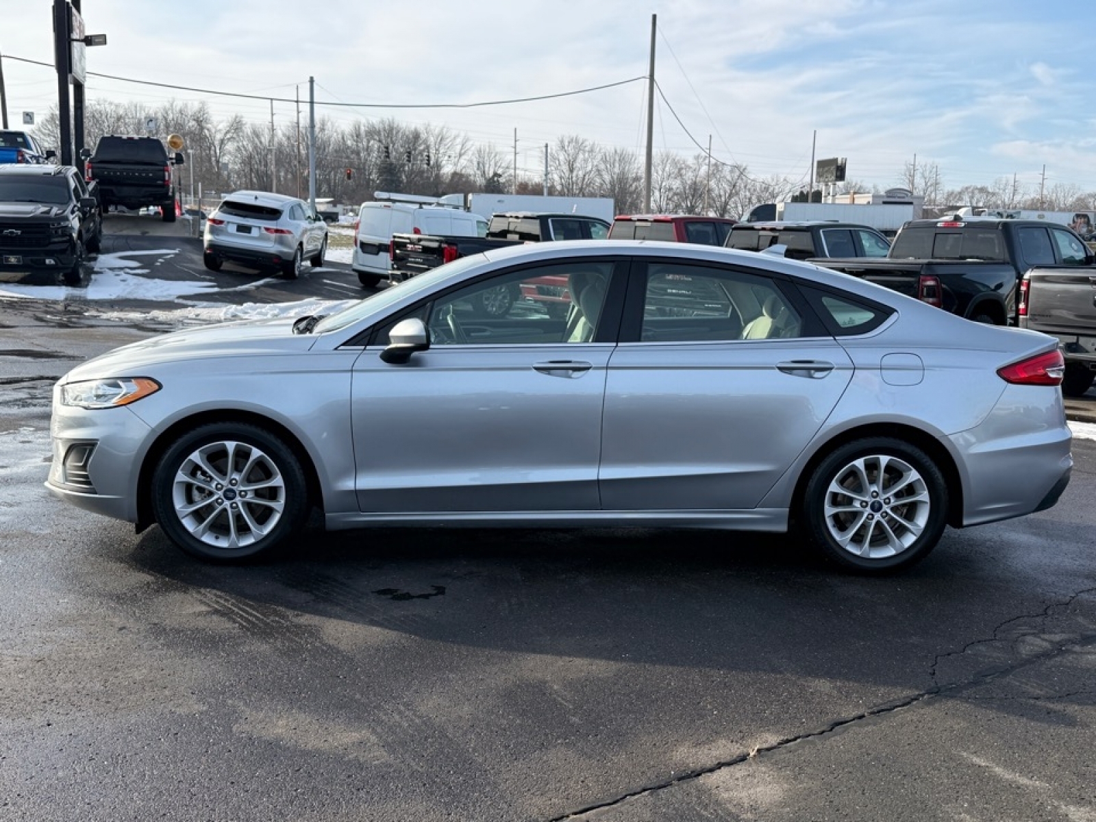 2020 Ford Fusion SE, 39253, Photo