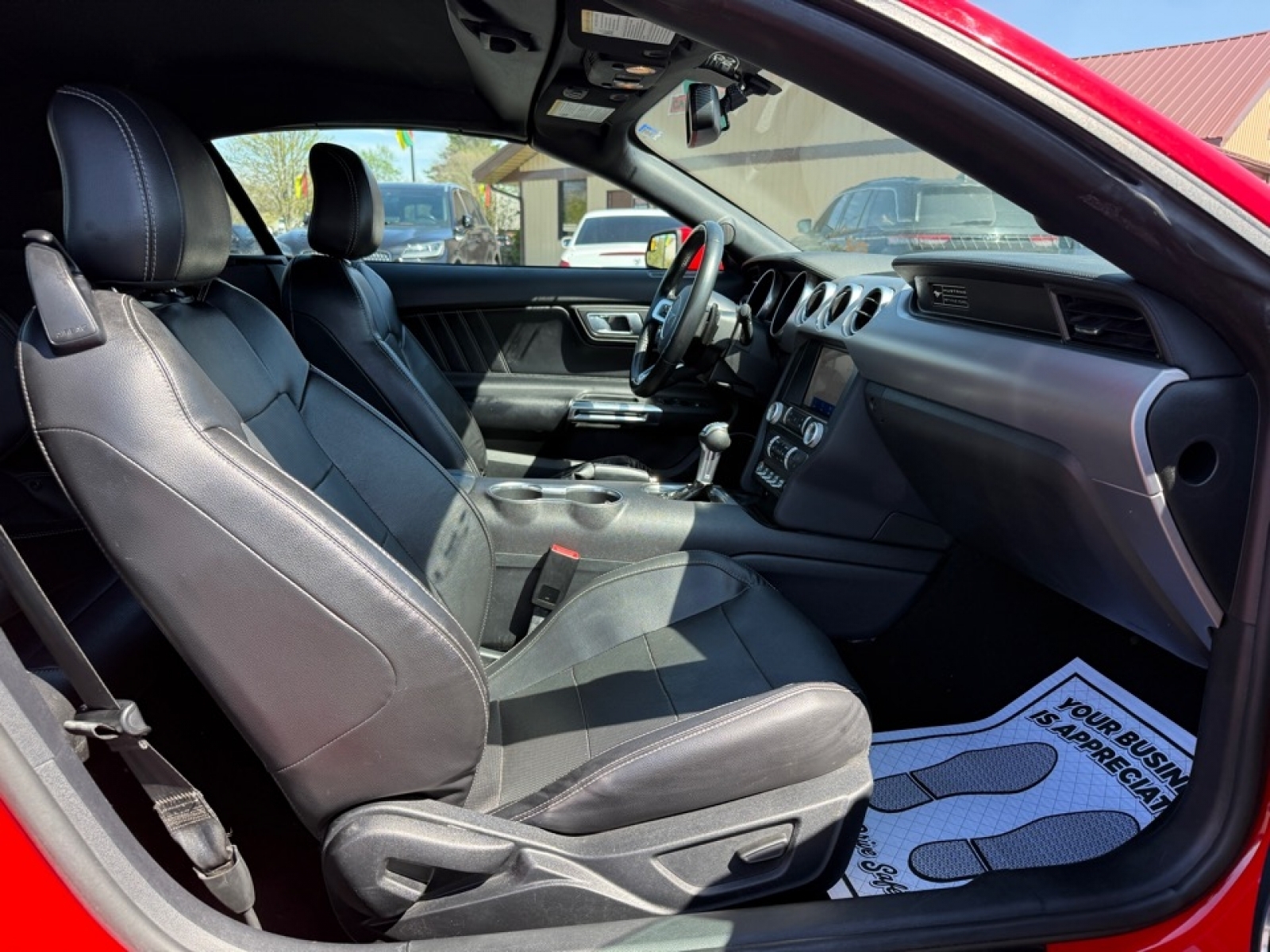 2020 Ford Mustang EcoBoost Premium Convertible, 39624, Photo