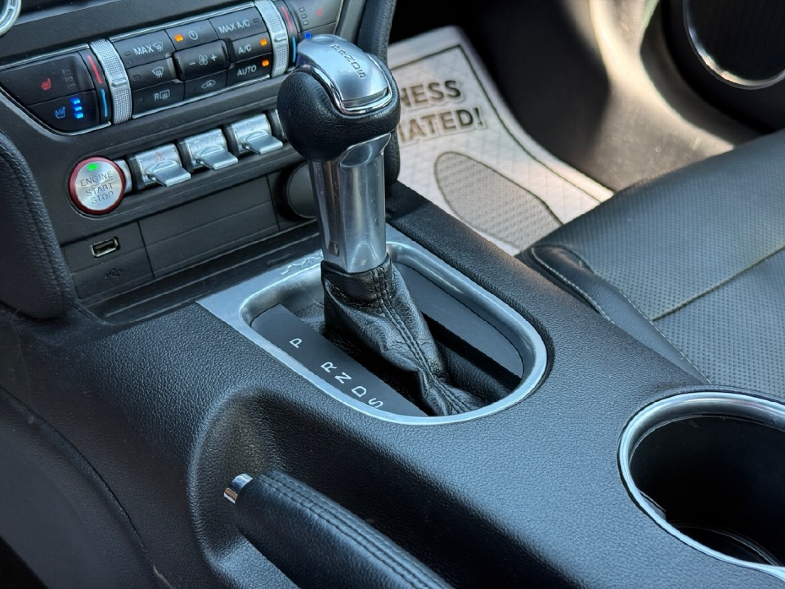 2020 Ford Mustang EcoBoost Premium Convertible, 39624, Photo