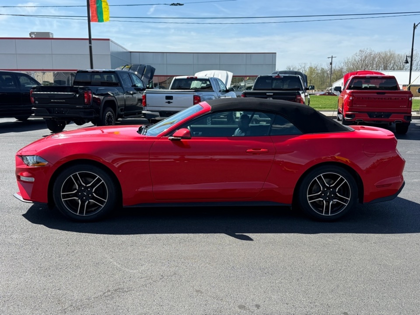 2020 Ford Mustang EcoBoost Premium Convertible, 39624, Photo
