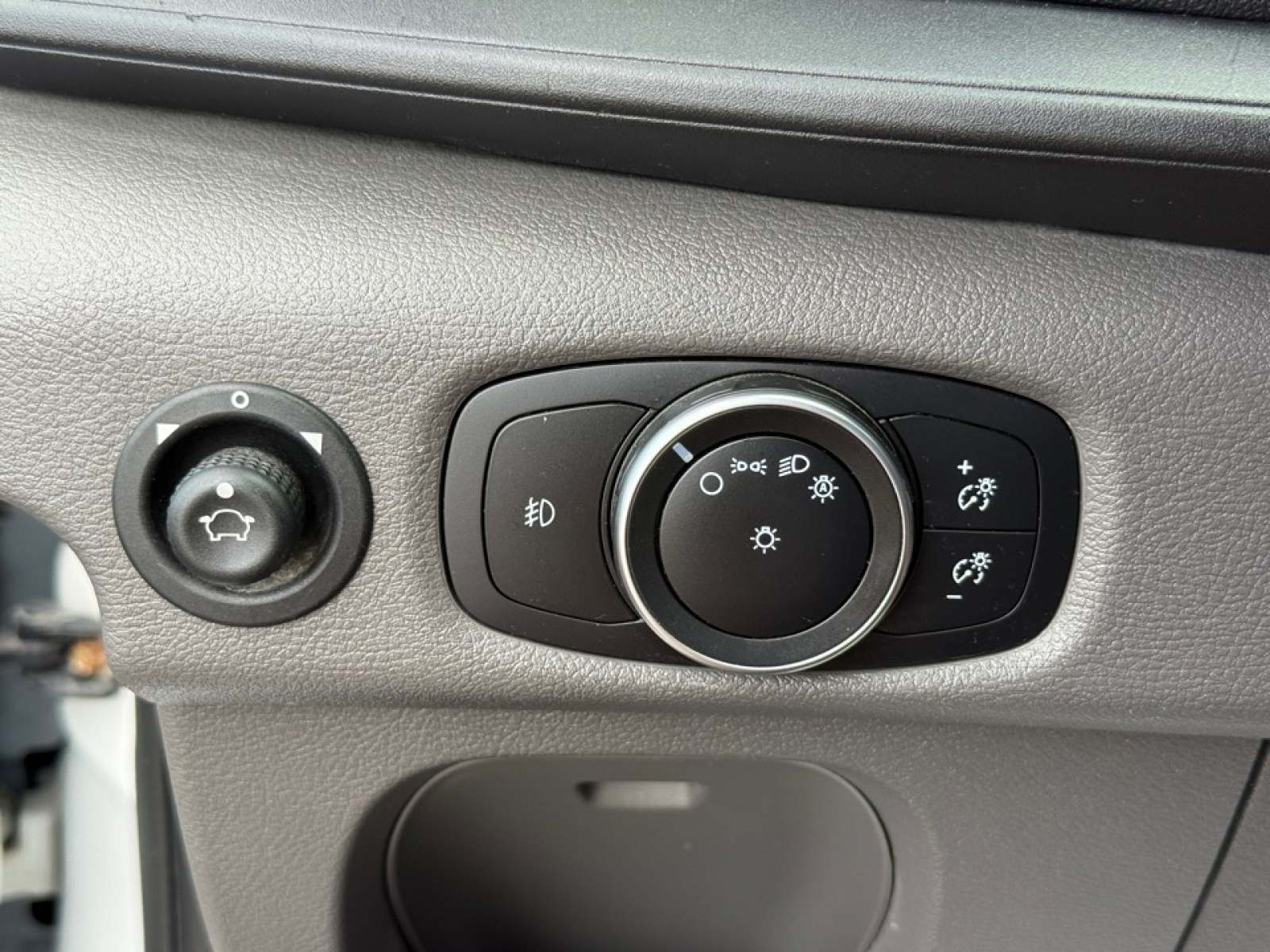 2020 Ford Transit-250 Cargo Van T-250 148