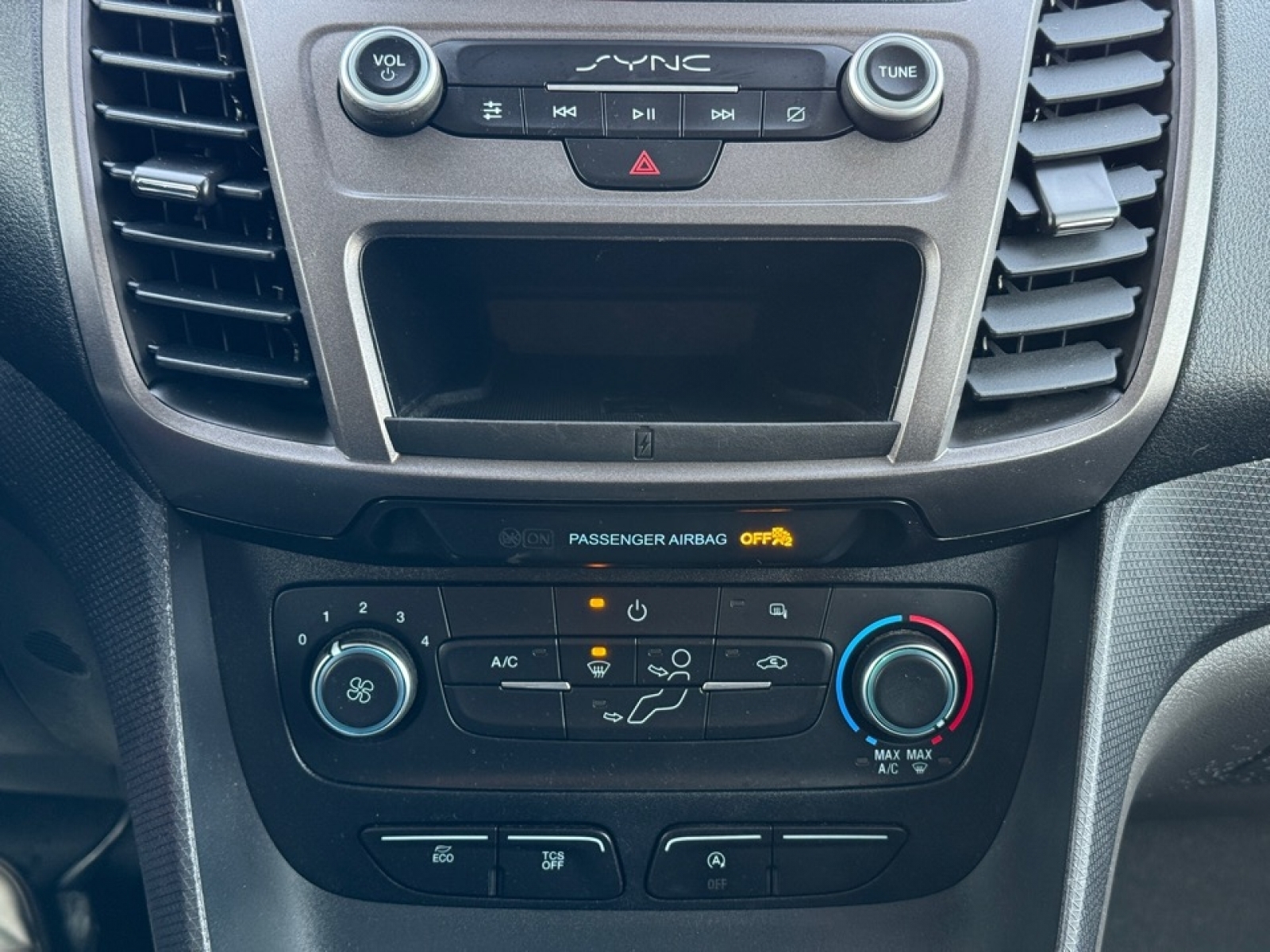 2020 Ford Transit Connect XL Cargo Van, 39424, Photo