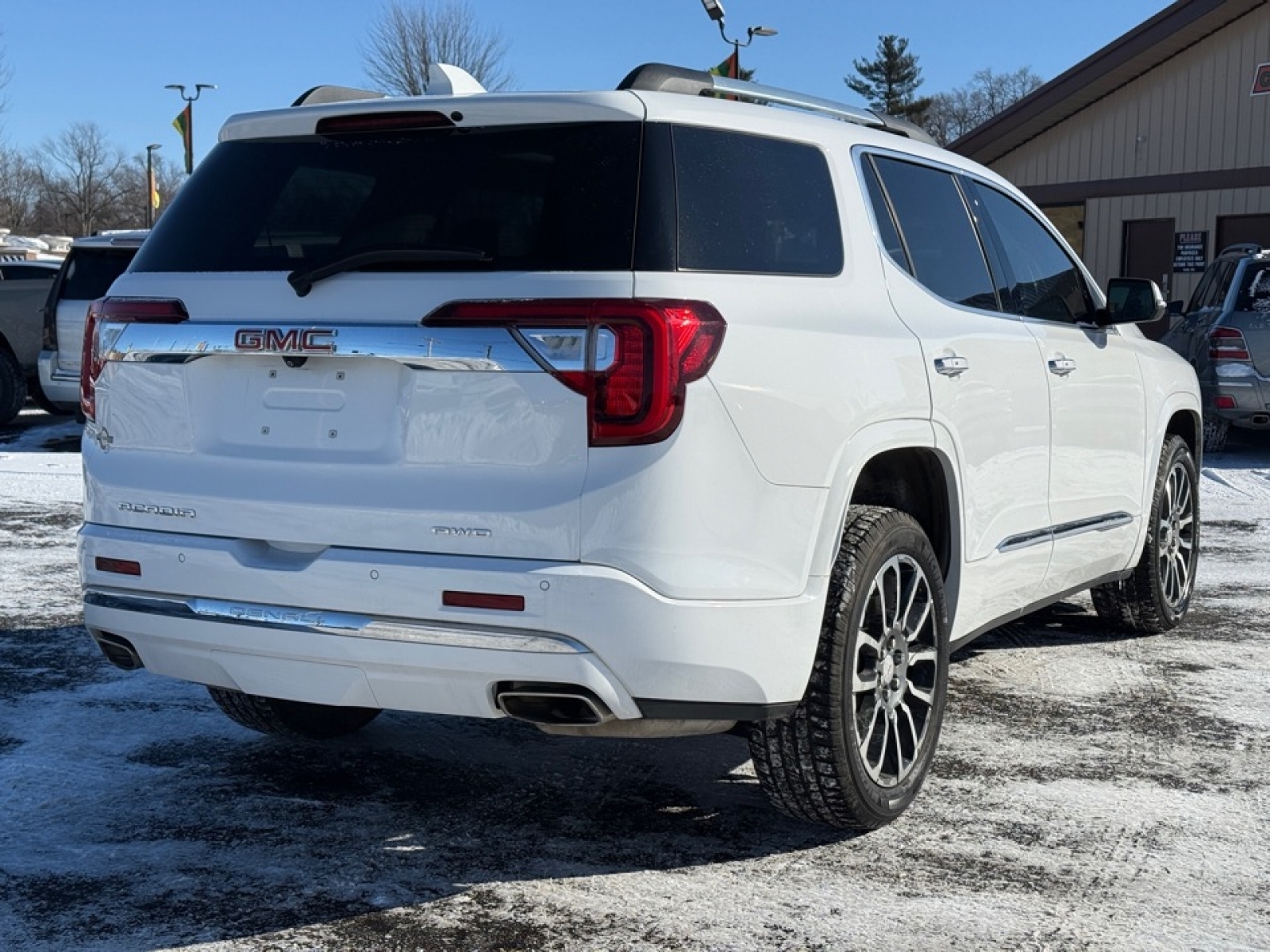 2020 GMC Acadia AWD Denali, 39412, Photo