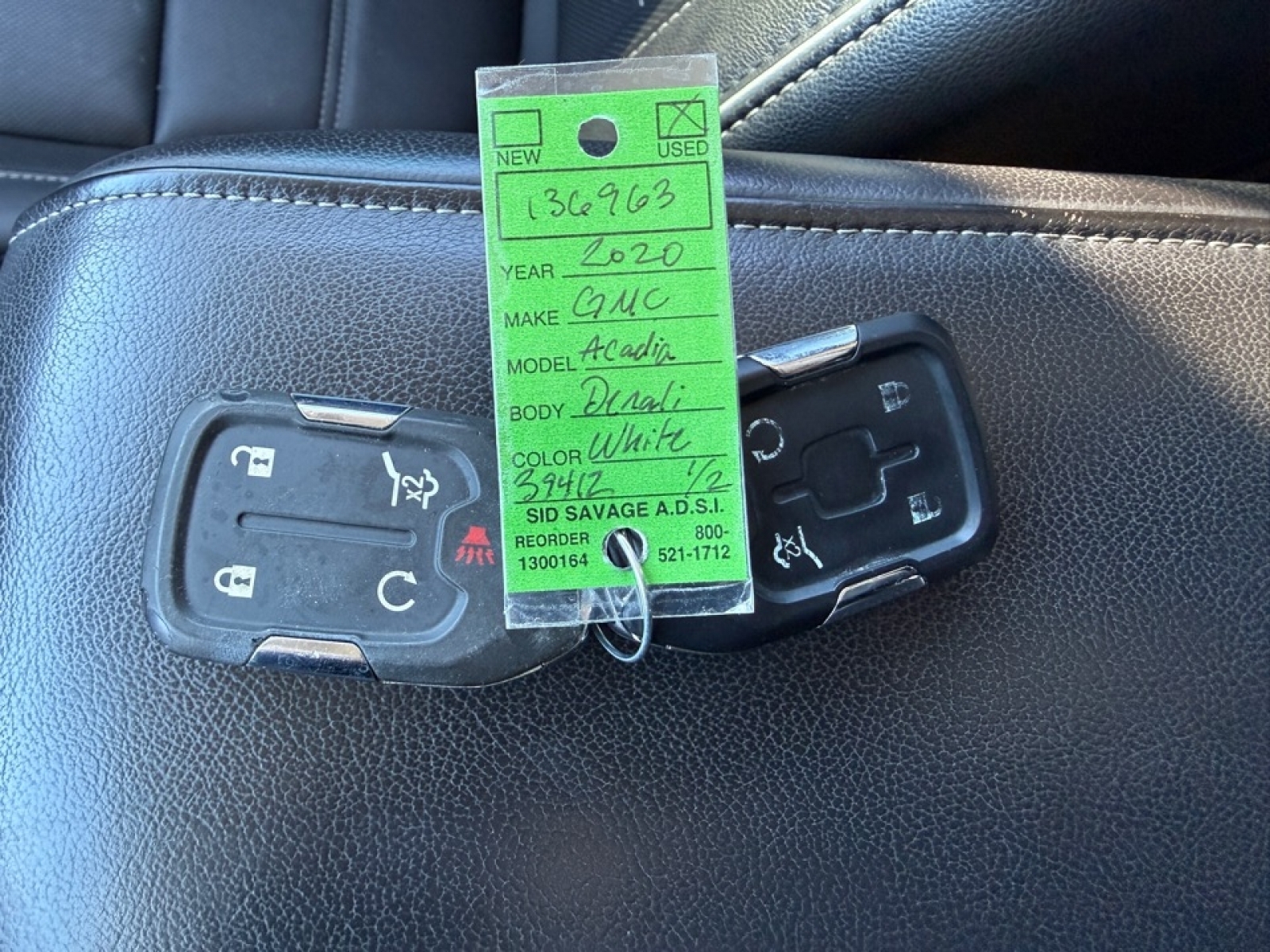 2020 GMC Acadia AWD Denali, 39412, Photo