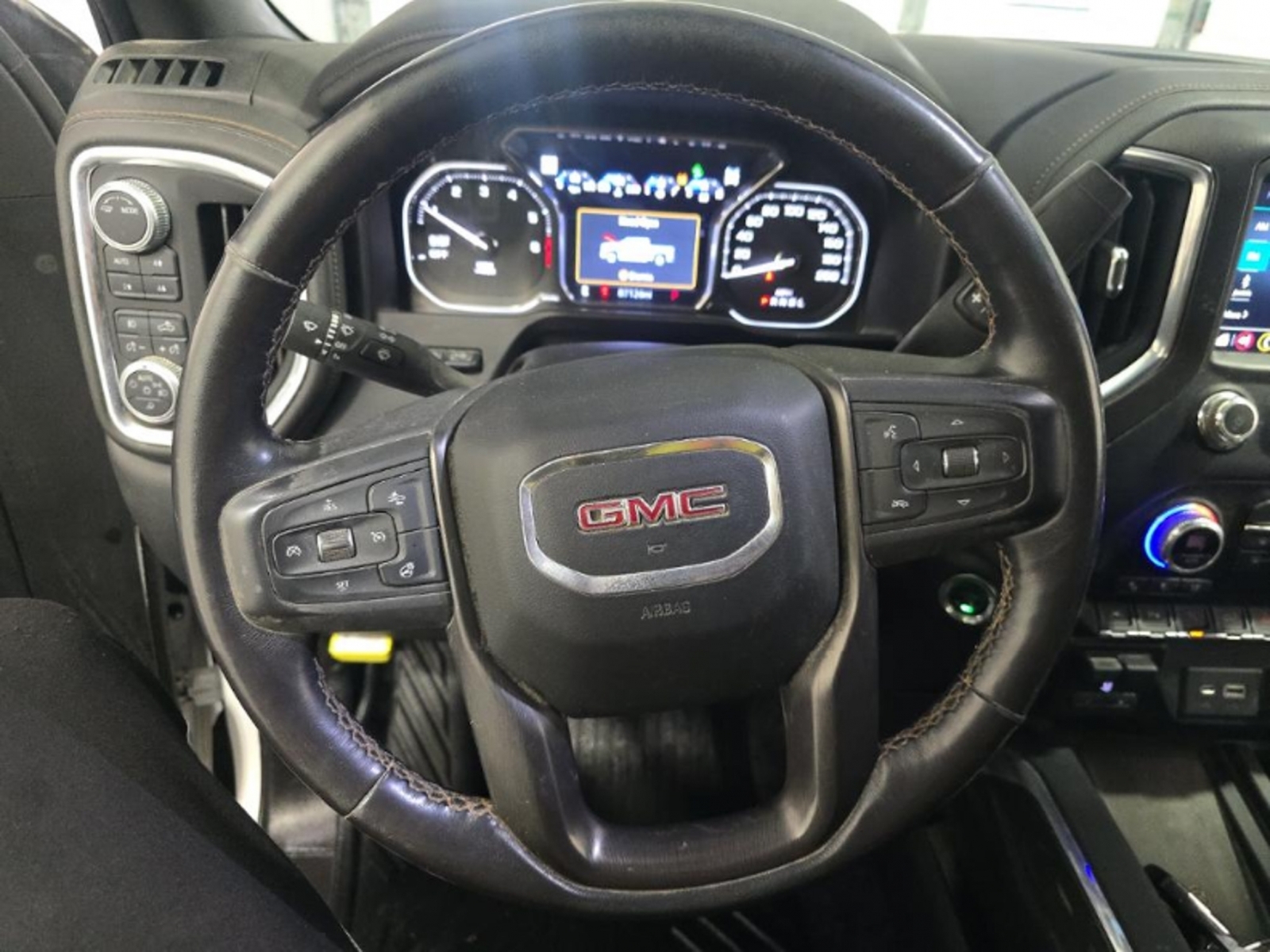 2020 GMC Sierra 1500 AT4, 39875, Photo