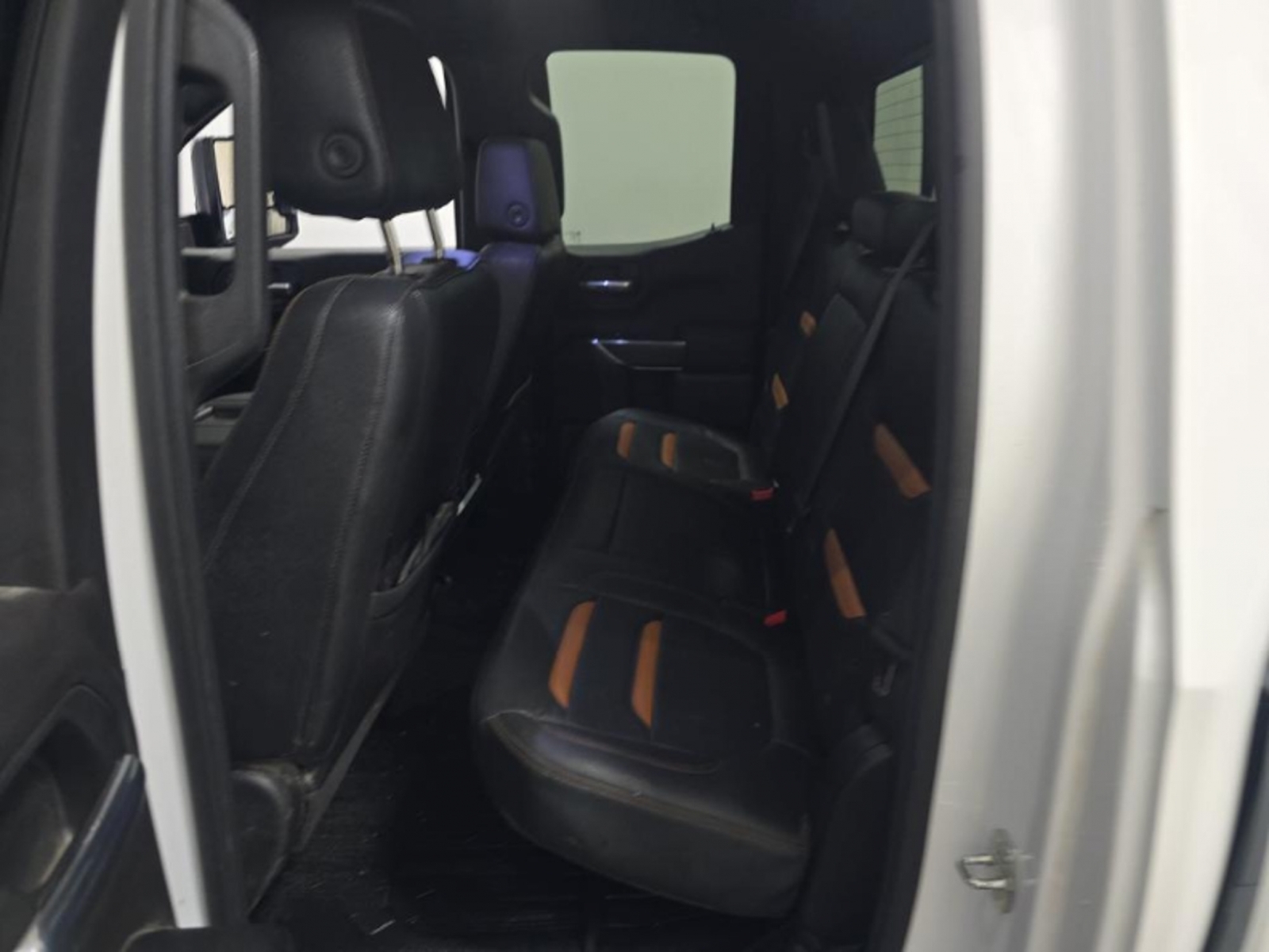 2020 GMC Sierra 1500 AT4, 39875, Photo