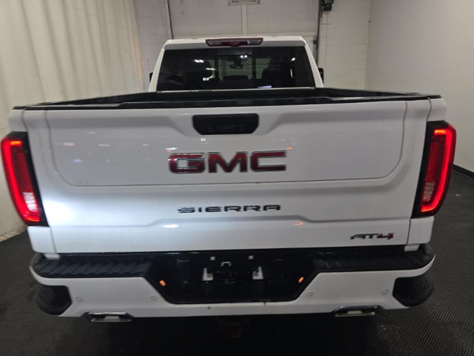2020 GMC Sierra 1500 AT4, 39875, Photo