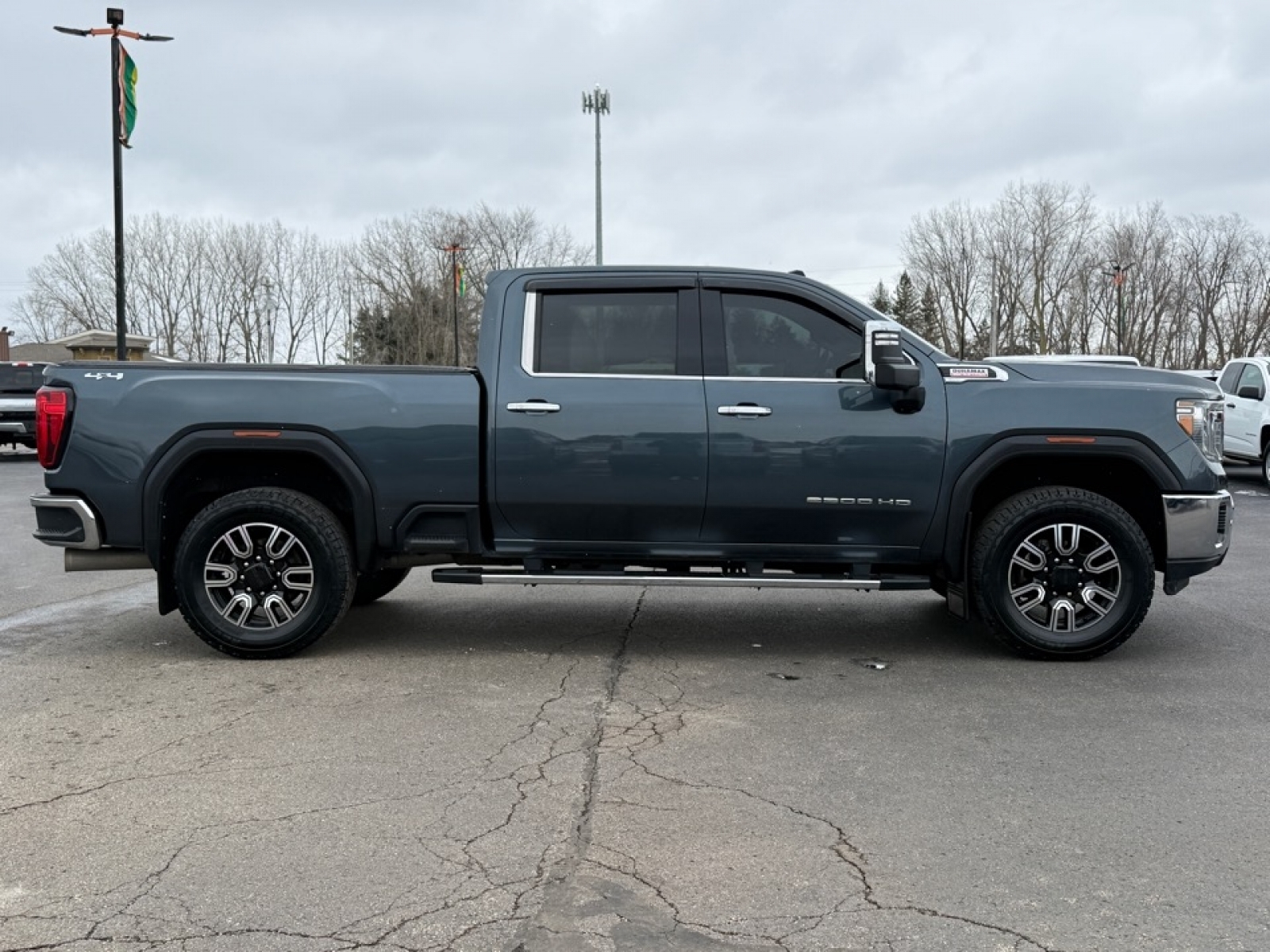 2020 GMC Sierra 2500HD 4WD Crew Cab Standard Bed SLT, 39209, Photo