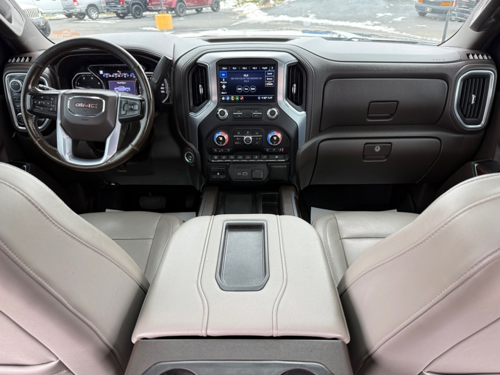 2020 GMC Sierra 2500HD 4WD Crew Cab Standard Bed SLT, 39209, Photo