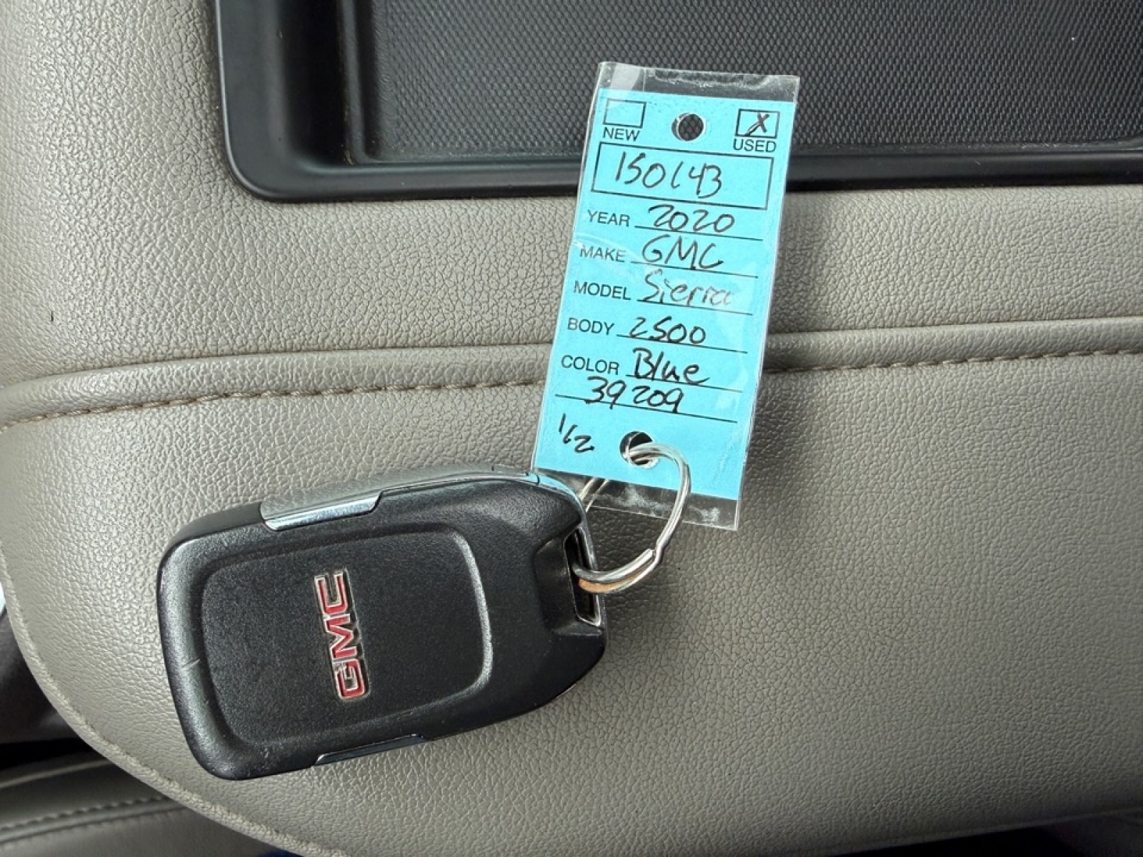 2020 GMC Sierra 2500HD 4WD Crew Cab Standard Bed SLT, 39209, Photo