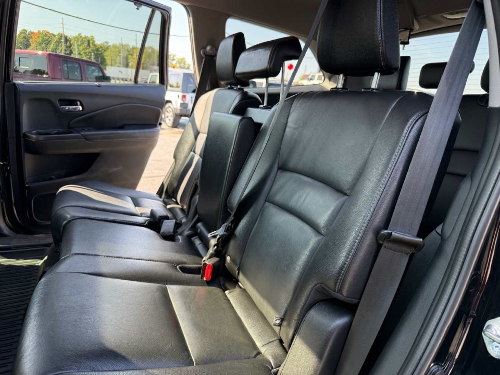 2020 Honda Pilot Touring photo 16