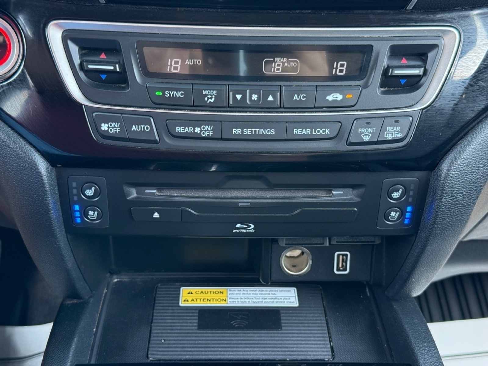 2020 Honda Pilot Touring photo 36