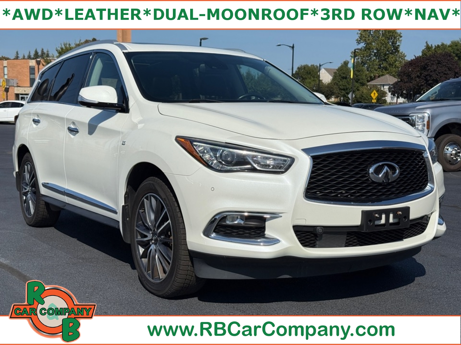 2020 INFINITI QX60 LUXE AWD, 39094, Photo 1