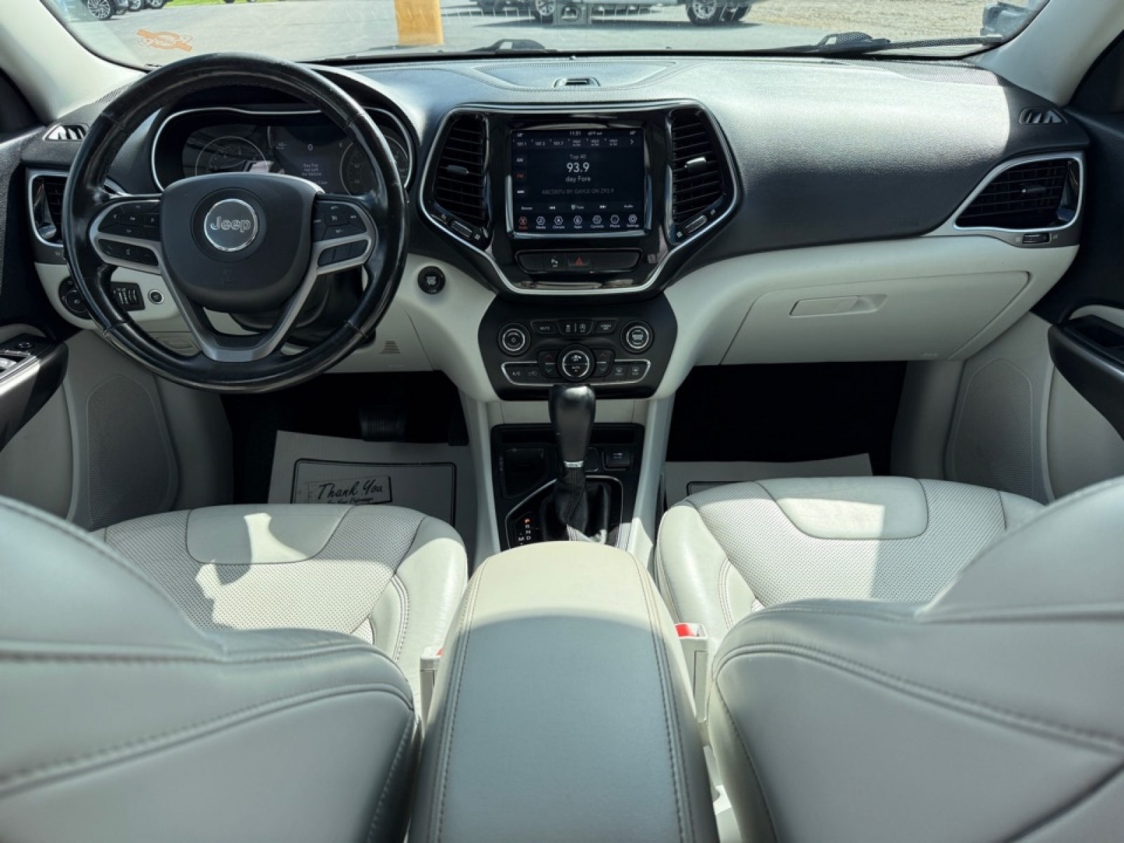 2020 Jeep Cherokee Limited photo 20