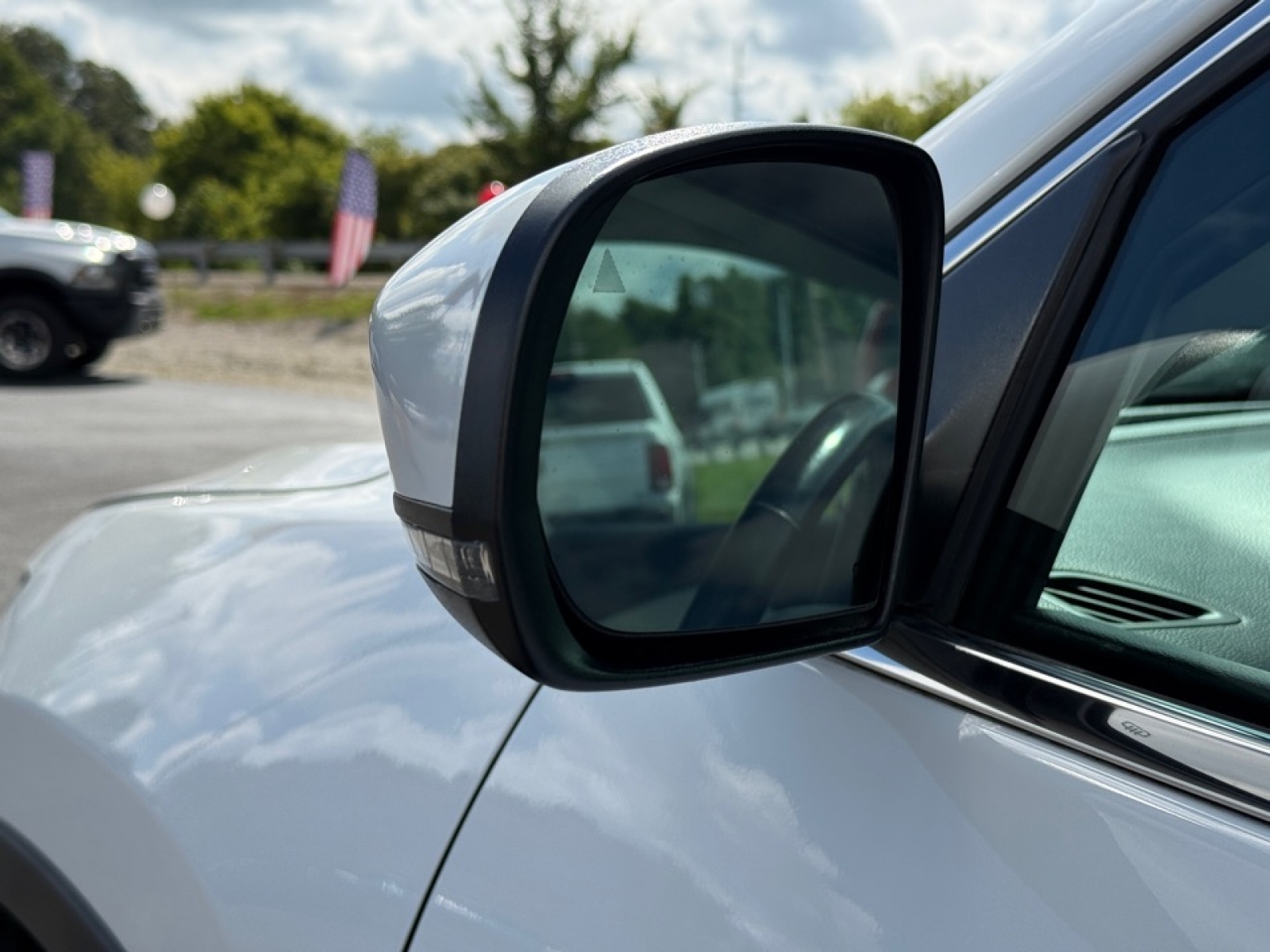 2020 Jeep Cherokee Limited photo 36
