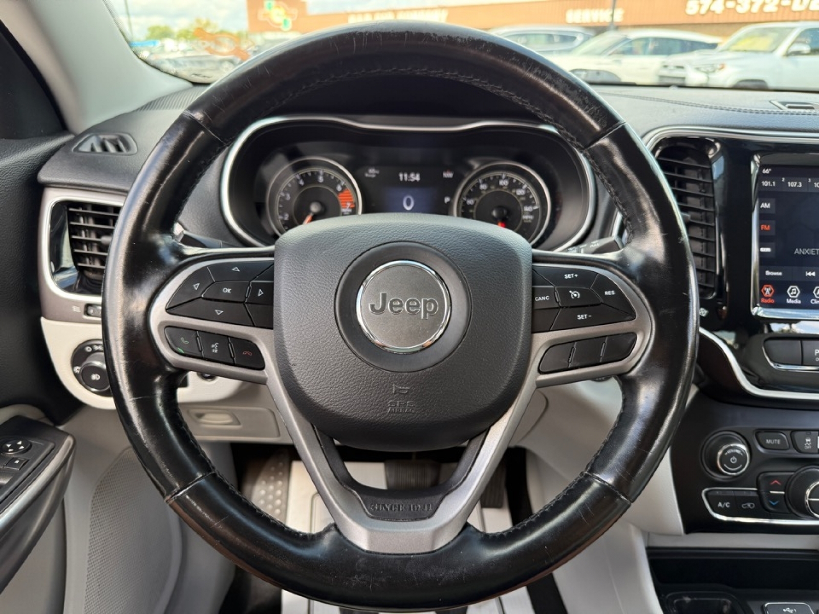 2020 Jeep Cherokee Limited photo 21