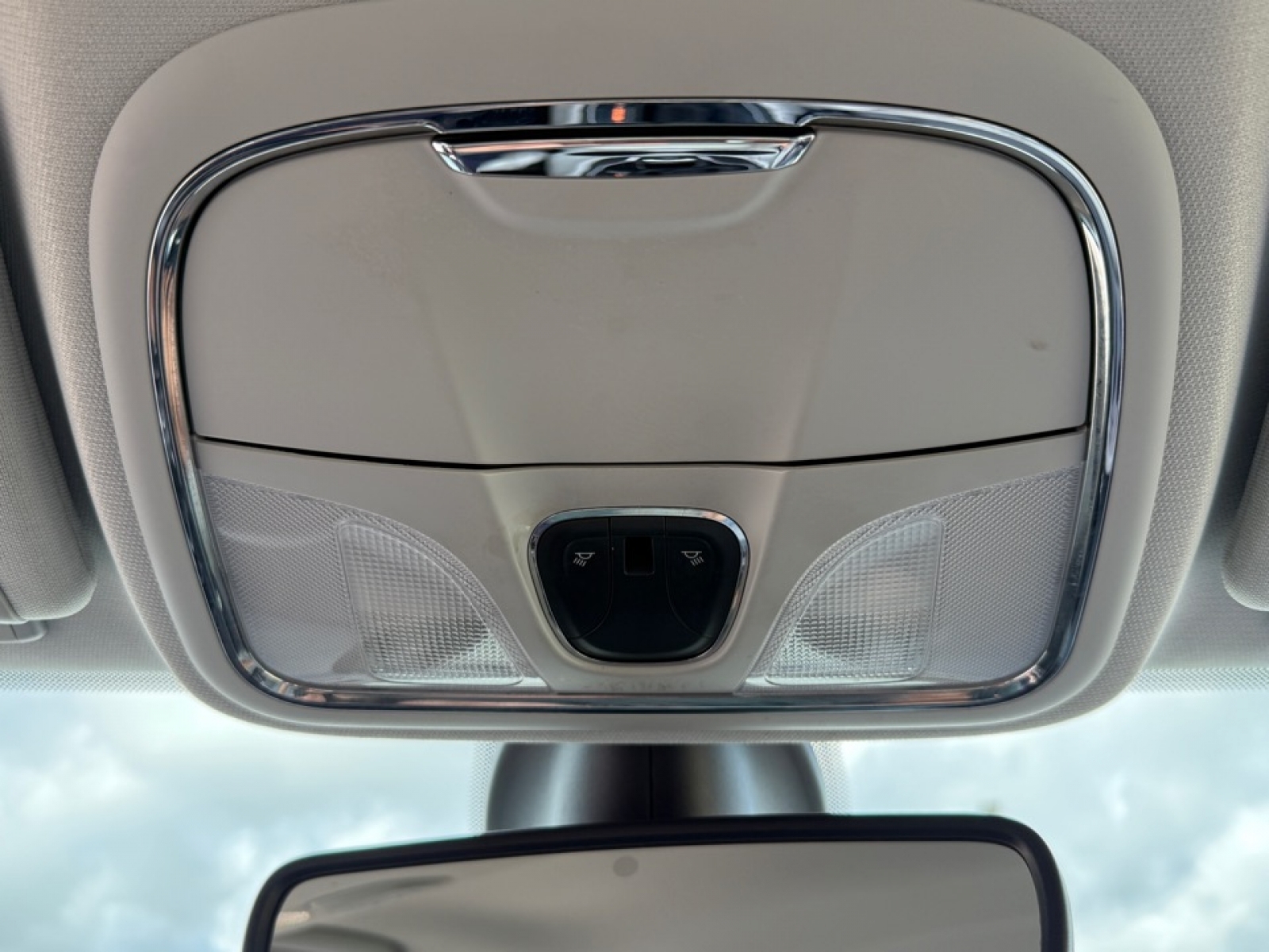 2020 Jeep Cherokee Limited photo 33