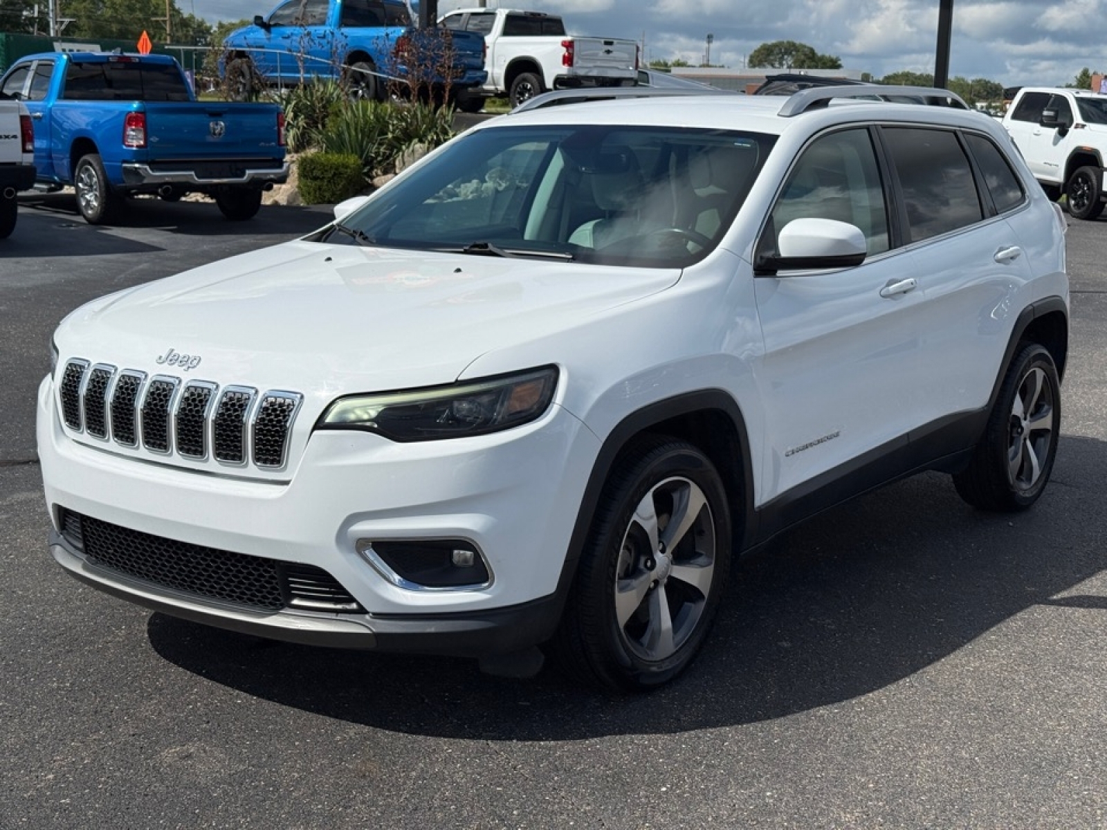 2020 Jeep Cherokee Limited photo 4
