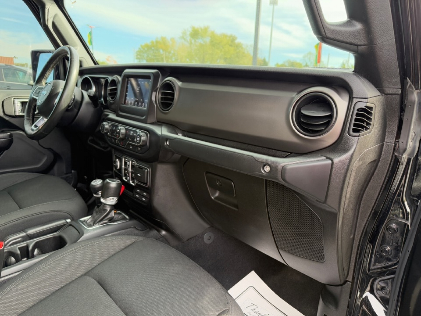 2020 Jeep Gladiator Sport S 4X4, 38974, Photo