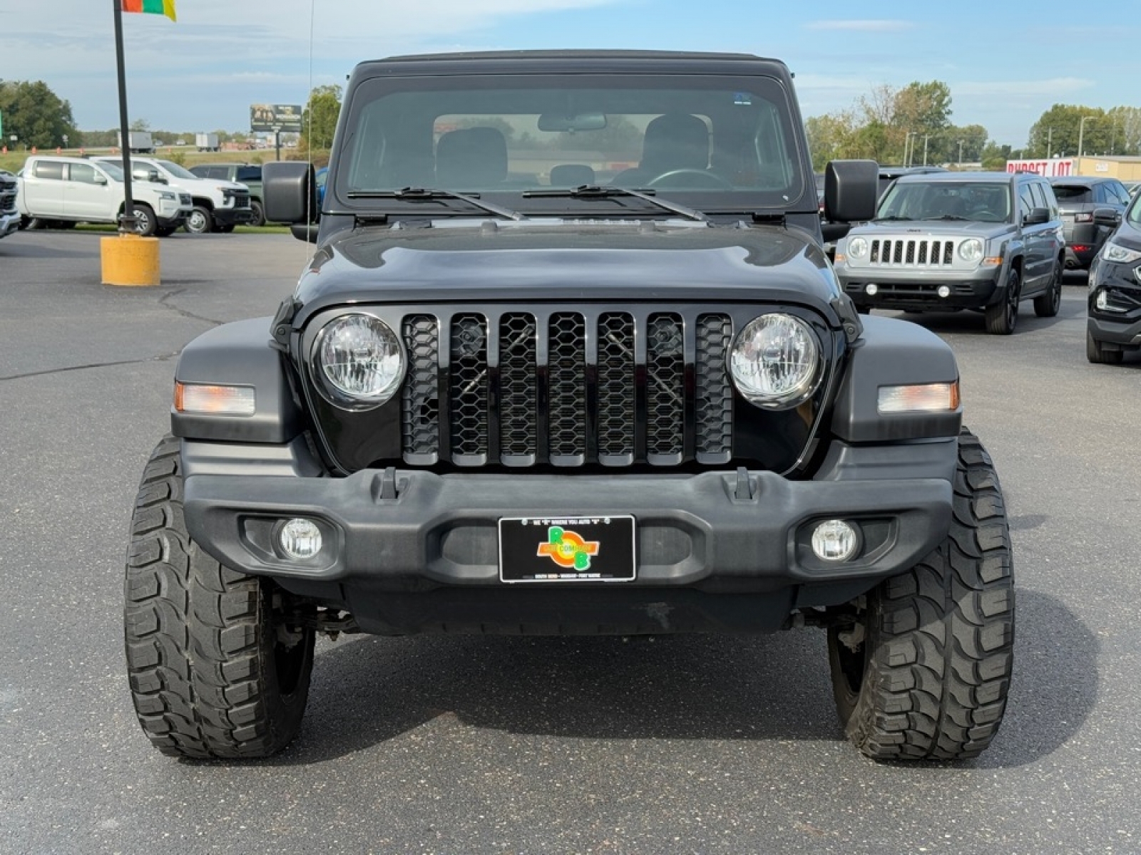 2020 Jeep Gladiator Sport S 4X4, 38974, Photo