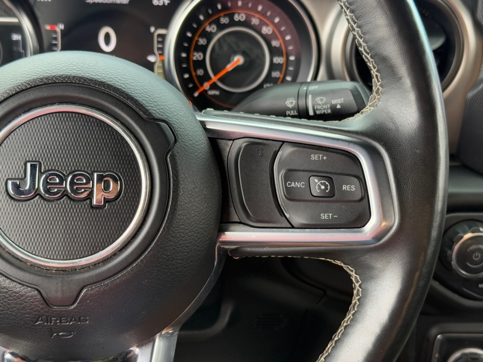 2020 Jeep Gladiator Sport S 4X4, 38974, Photo