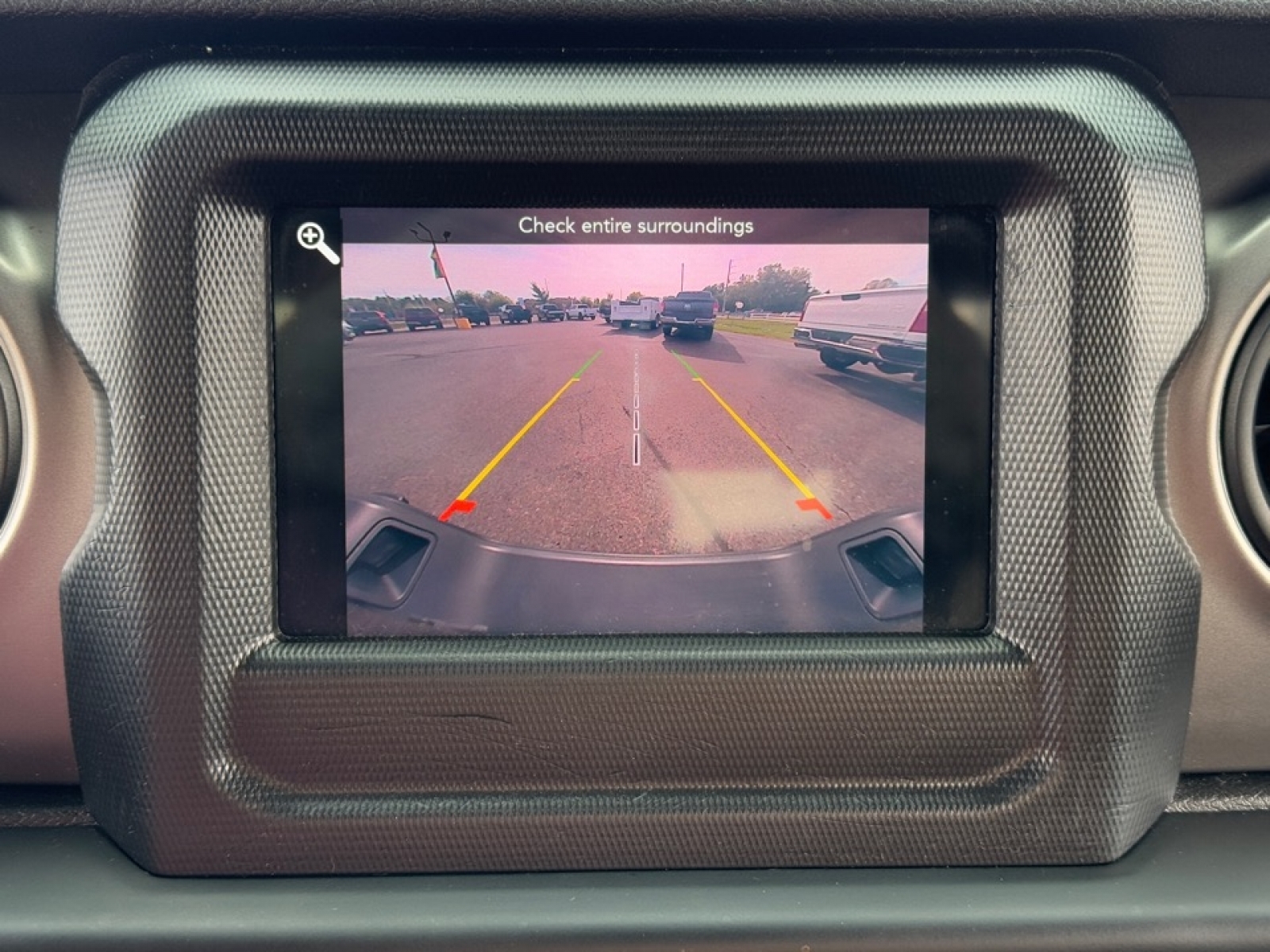 2020 Jeep Gladiator Sport S 4X4, 38974, Photo