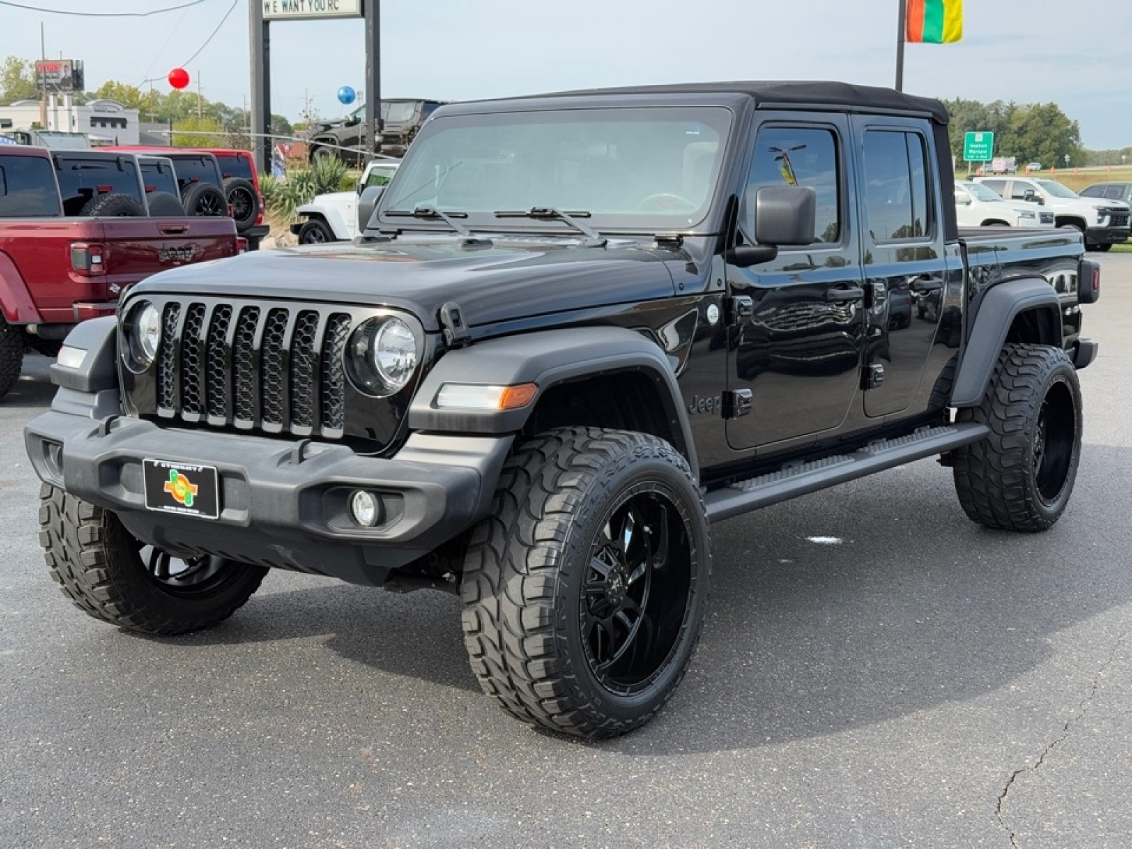 2020 Jeep Gladiator Sport S 4X4, 38974, Photo