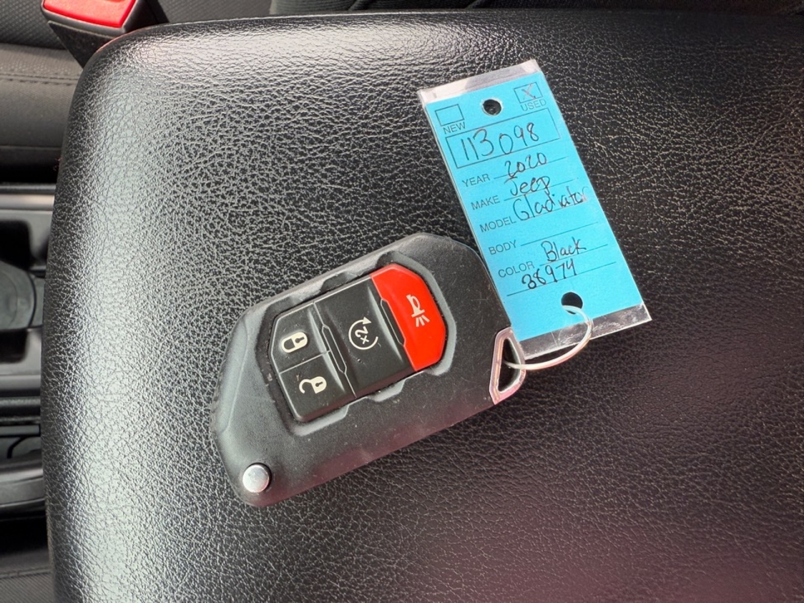 2020 Jeep Gladiator Sport S 4X4, 38974, Photo