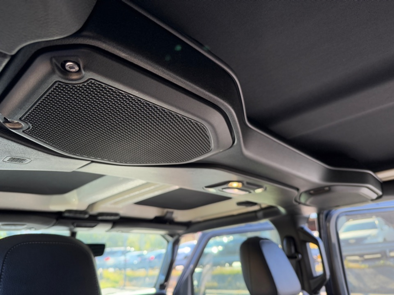 2020 Jeep Wrangler Unlimited Sahara Altitude, 39028, Photo