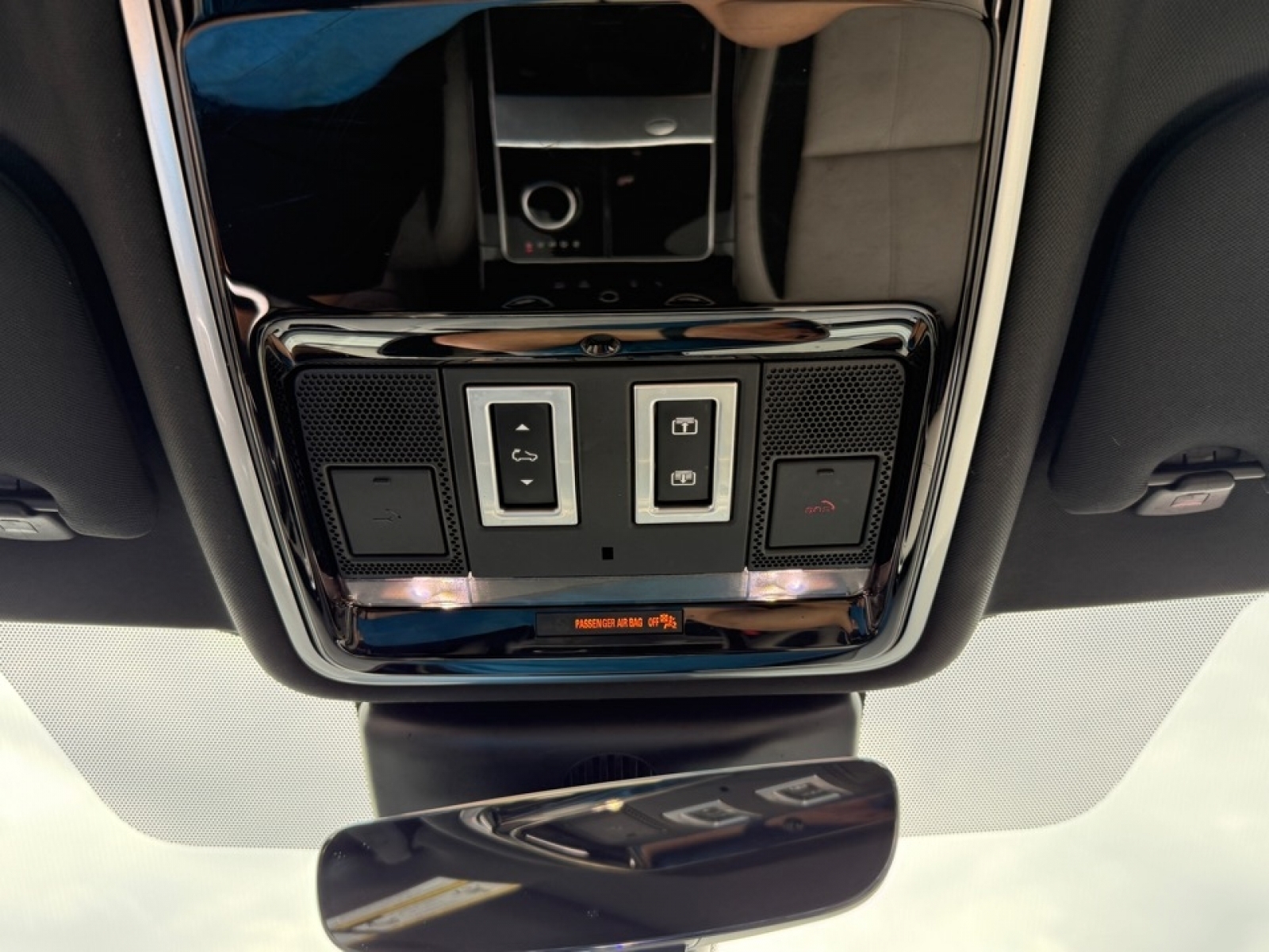 2020 Land Rover Range Rover Velar P250 S, 39662, Photo