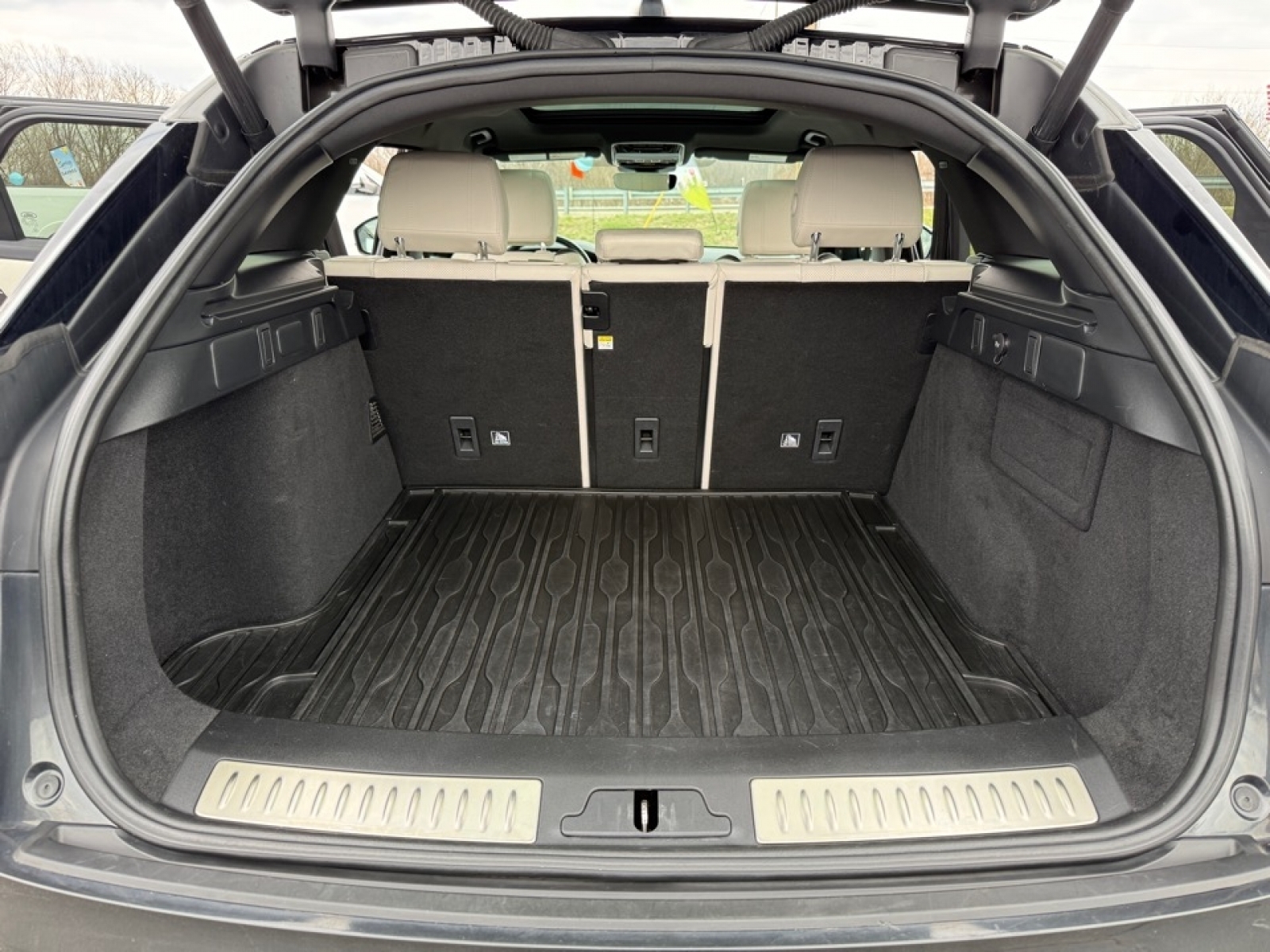 2020 Land Rover Range Rover Velar P250 S, 39662, Photo