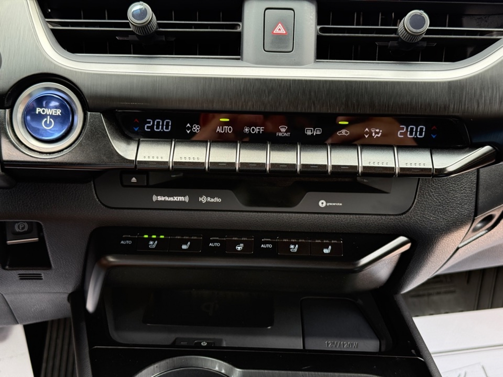 2020 Lexus UX 250h photo 10